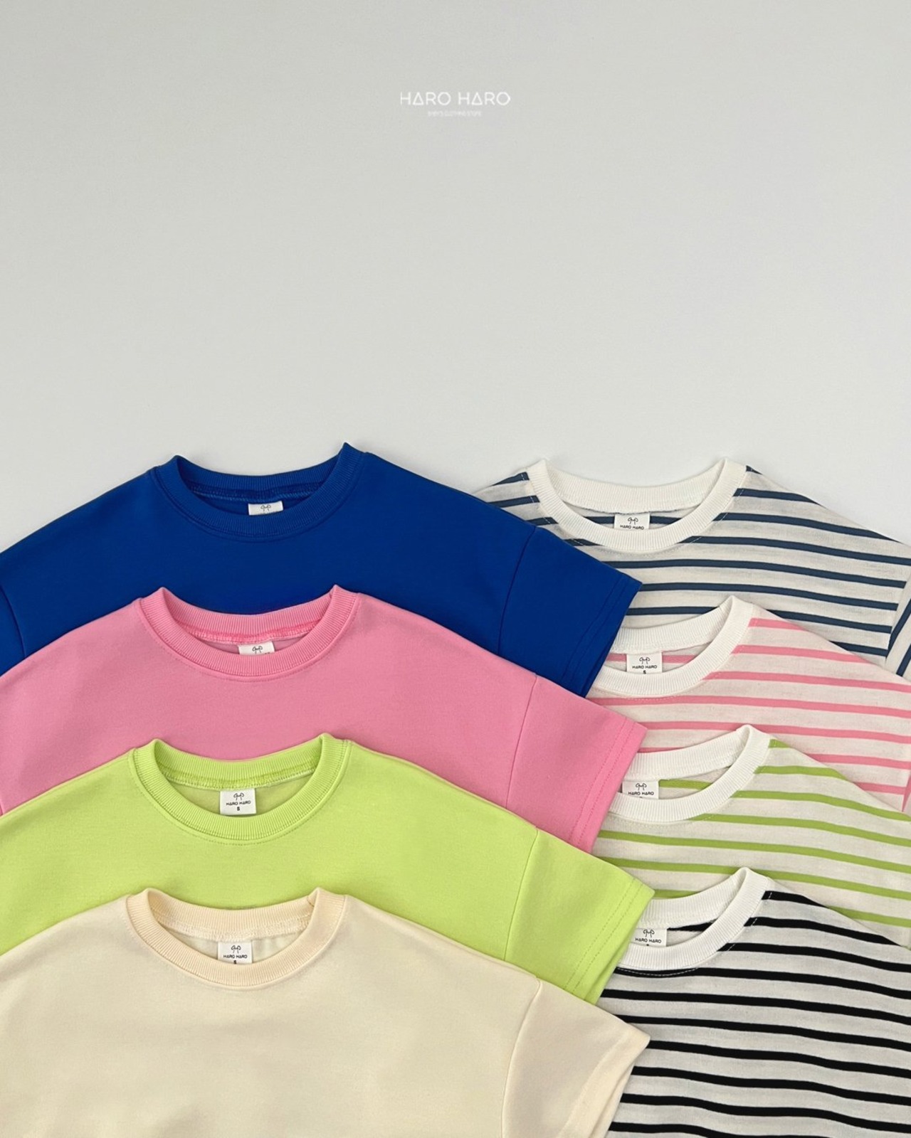 [HARO HARO] (1+1) Picnic Sweatshirt (2XL/3XL/4XL) / [하로하로] (1+1)피크닉맨투맨 (2XL/3XL/4XL)