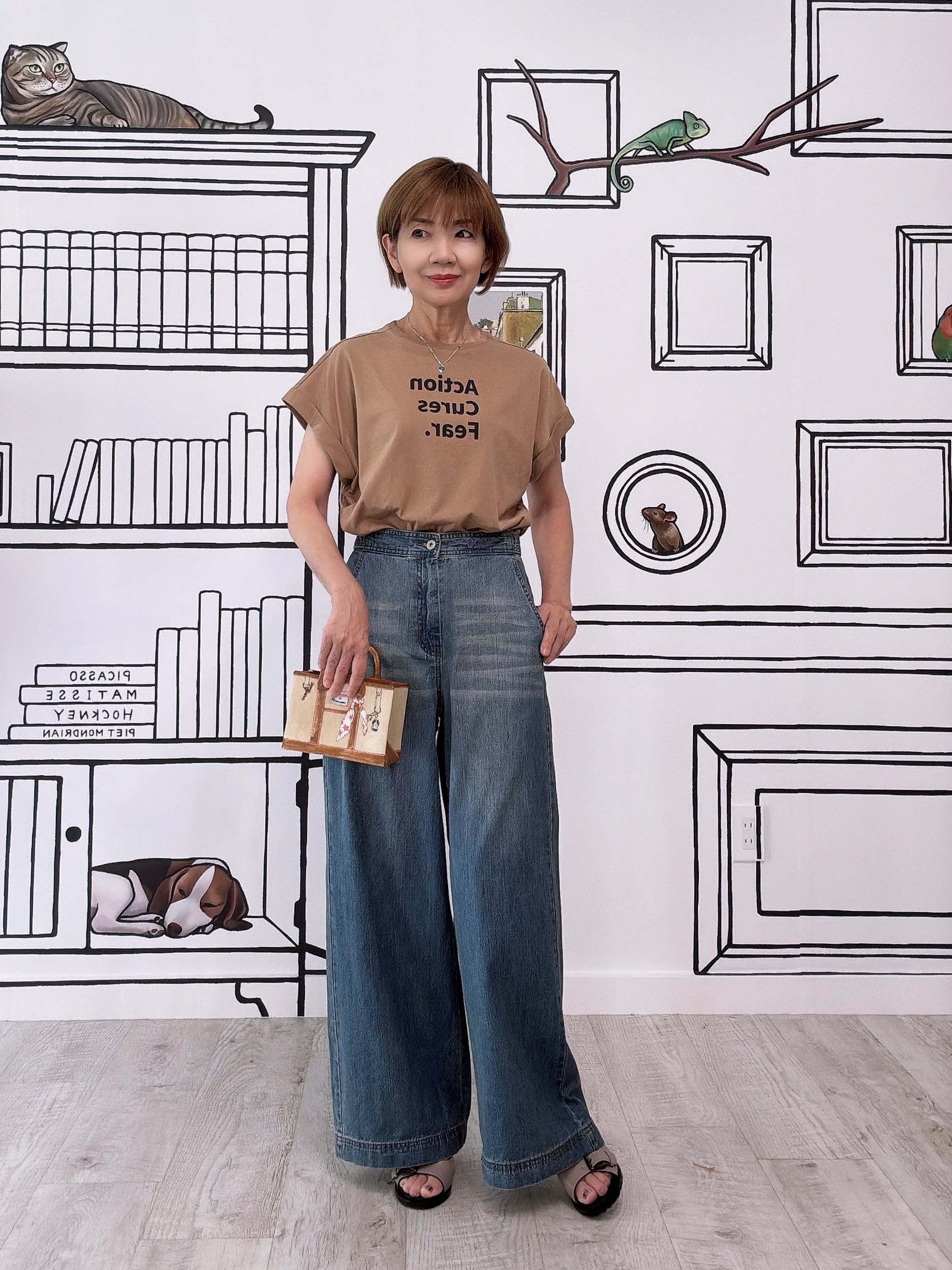 ロゴテイシャツ