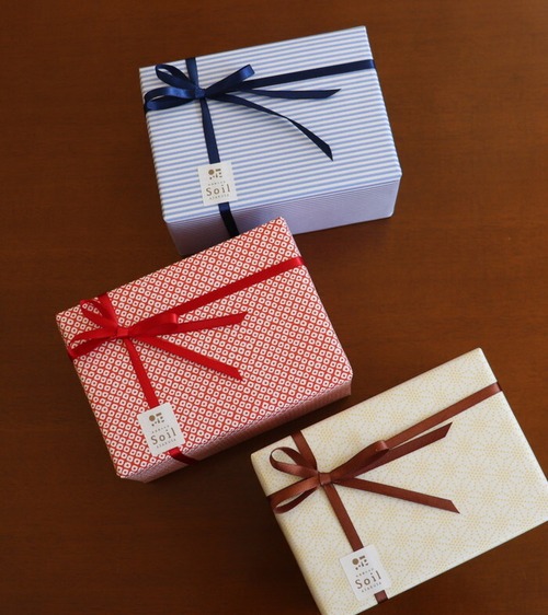ギフトラッピング  / Gift wrapping