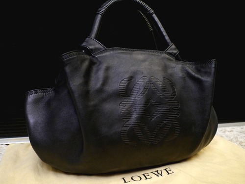 美品22万◆LOEWE ロエベ NAPPA AIREナッパアイレ レザー トートハンド バッグ 黒◆ 大人気のナッパアイレから使い回しに便利な定番ブラック
