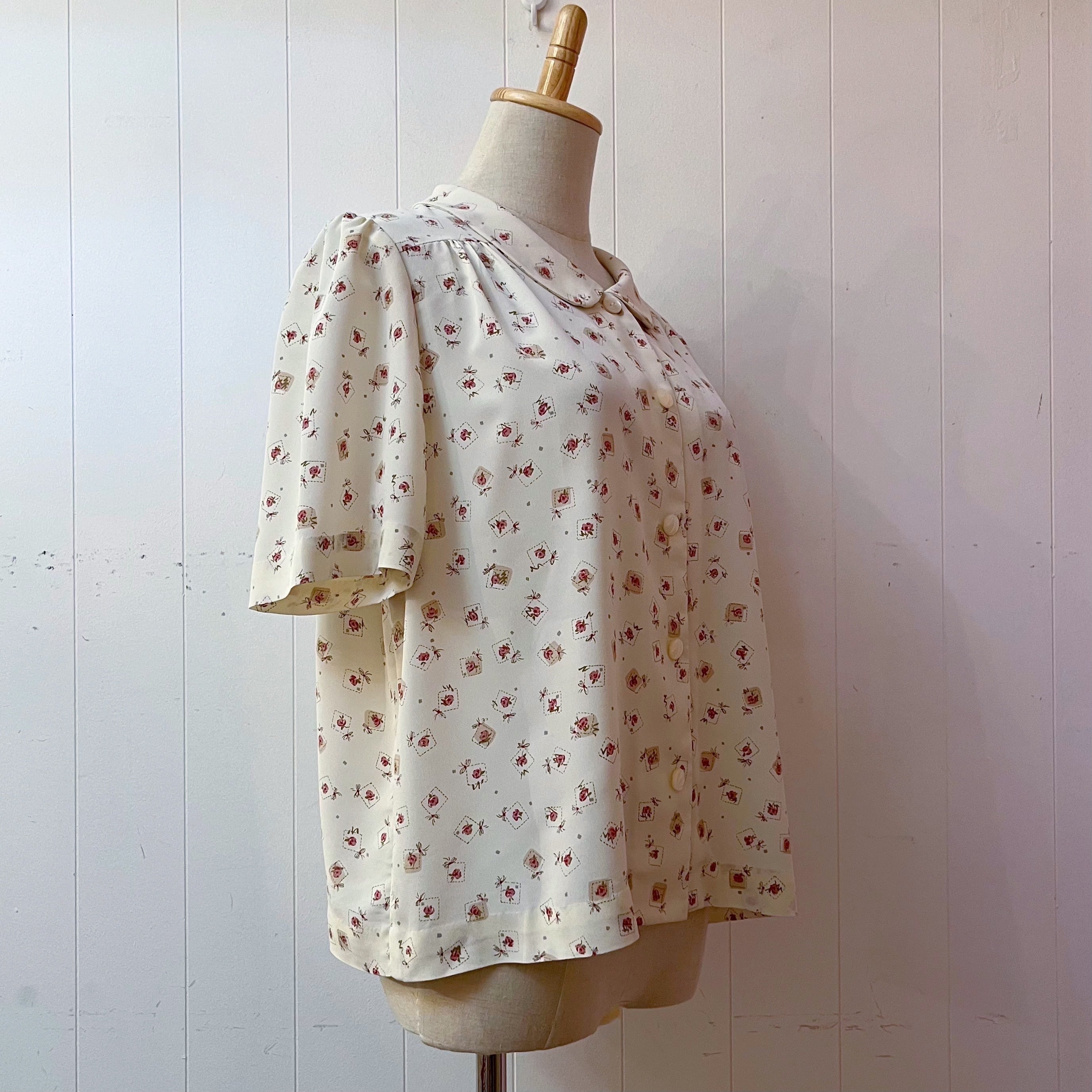 rose square stitch blouse