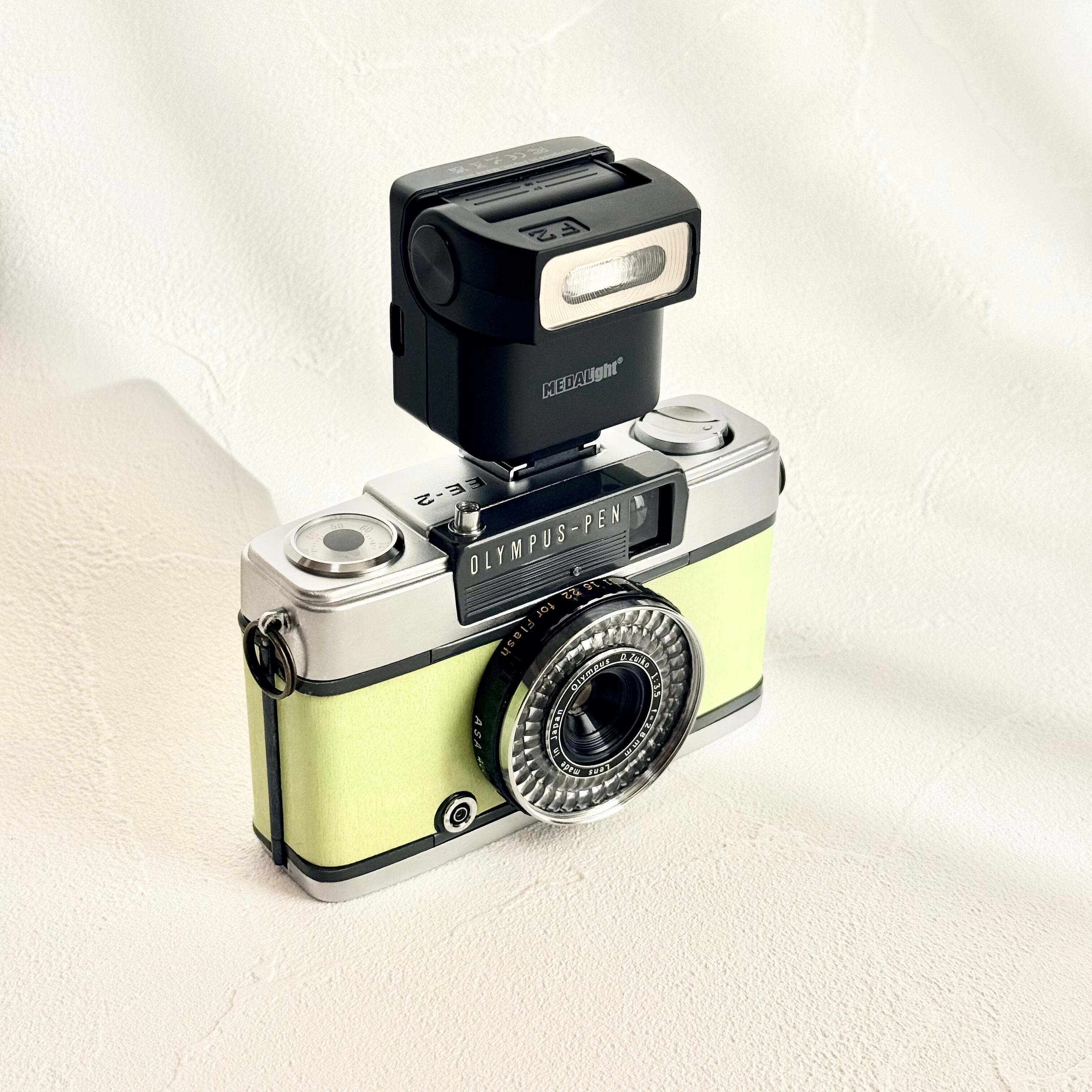 外付けスピードライト MedaLight レトロカメラでも使用可 | Macha Cameras