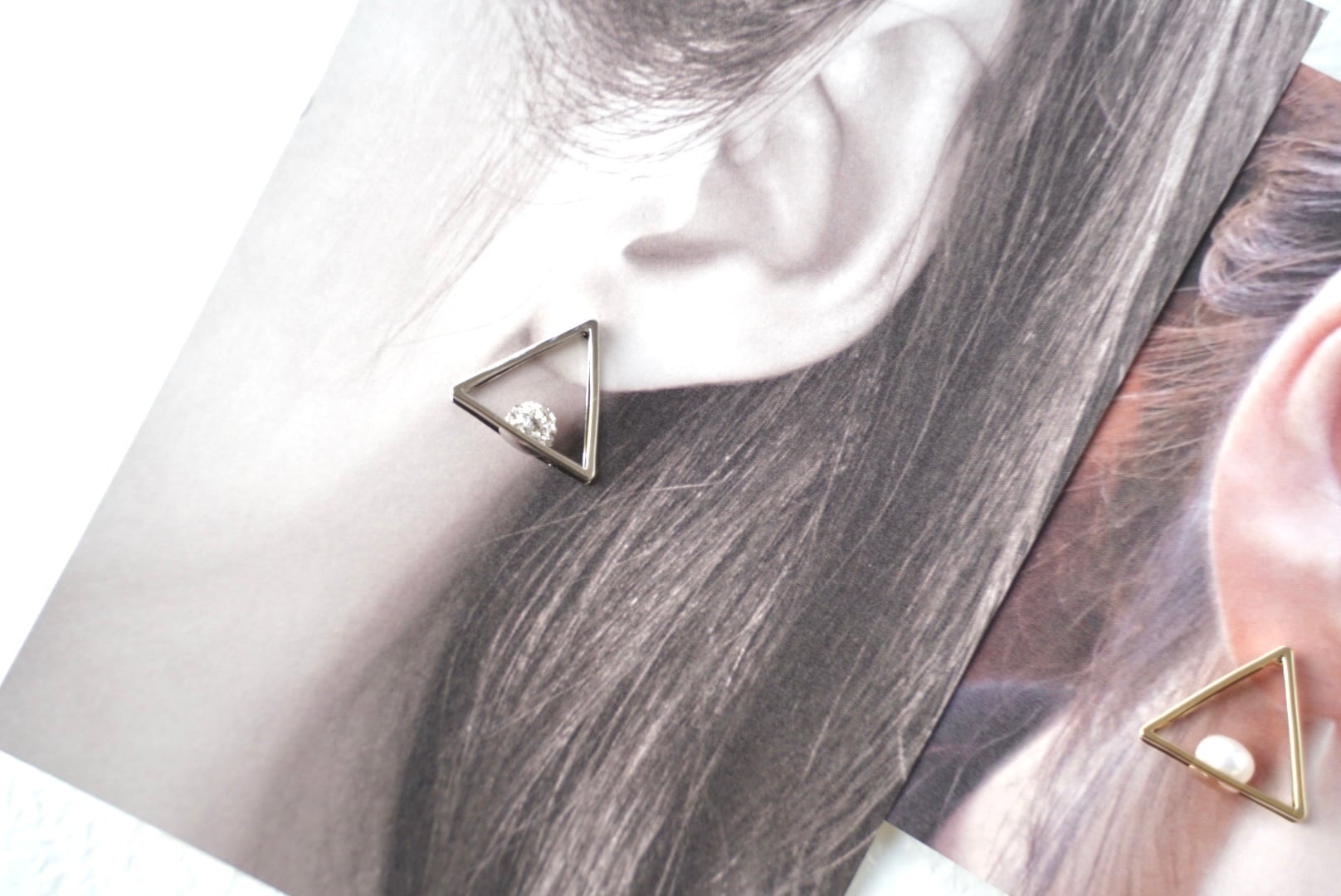 スワロフスキー パヴェ トライアングルピアス｜アクセサリー