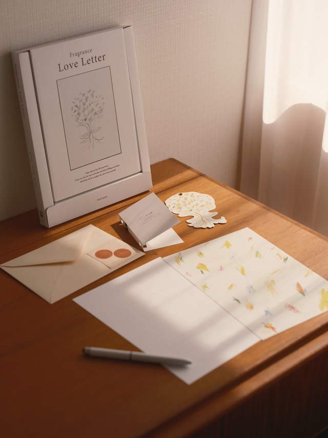 Fragrance Love Letter 【Clap】