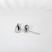 Pt900 ぷっくりドロップ（しずく） ネックレスorピアス 選べる