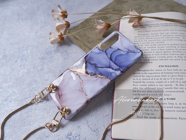 cantabile アルコールインクアートのスマホケース・ネックストラップ