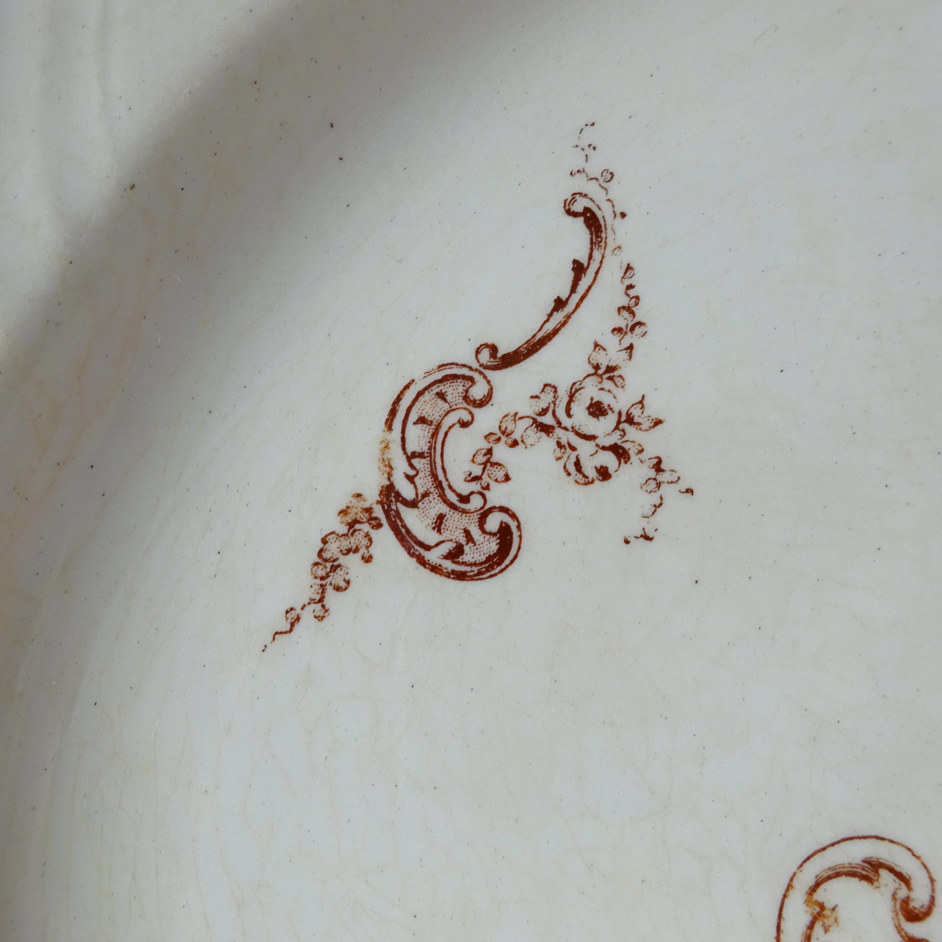 【 Épuisé 】KG Lunéville  modèle《Rocaille》Assiette plate (C)