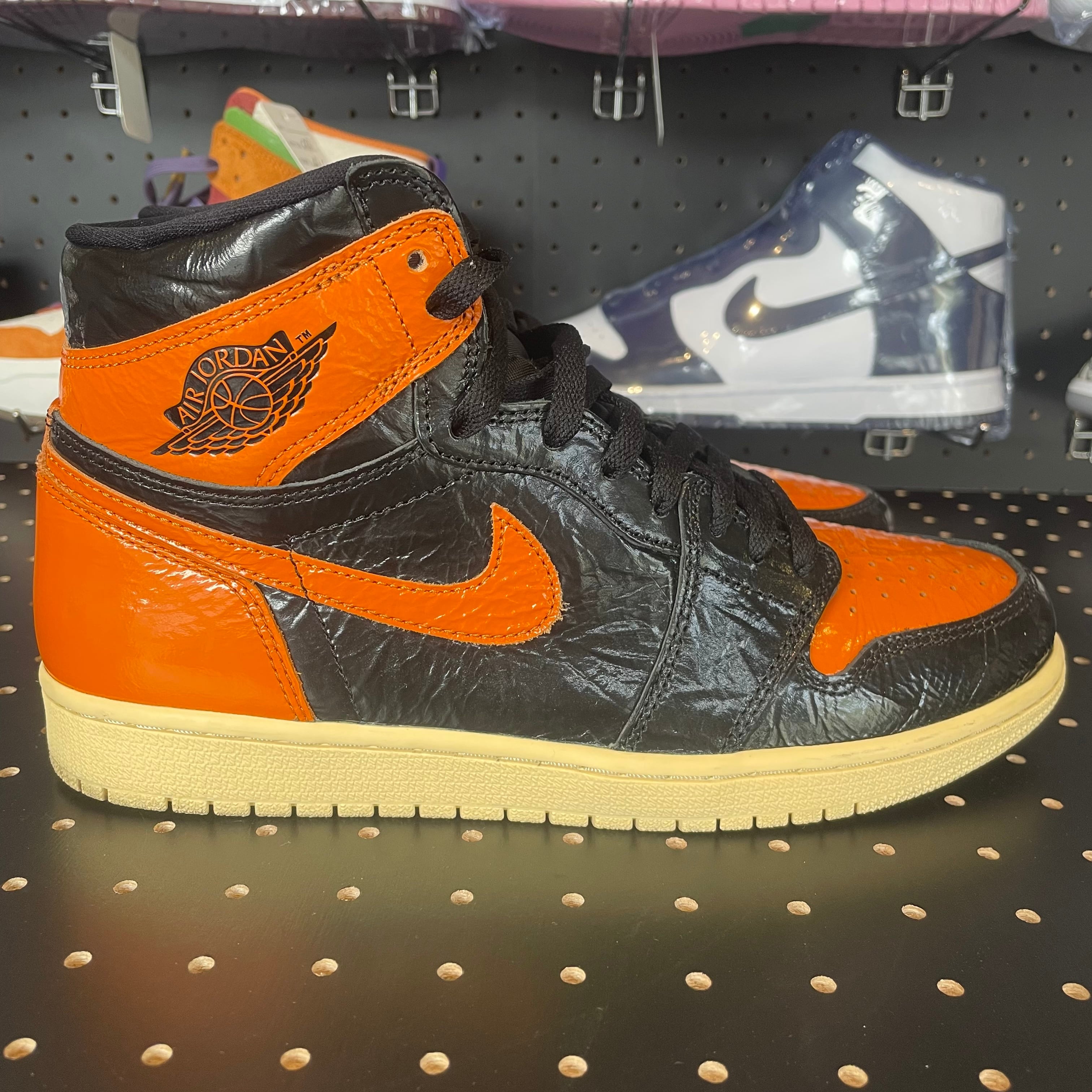 JORDAN 1 SHATTERED BACKBOARD