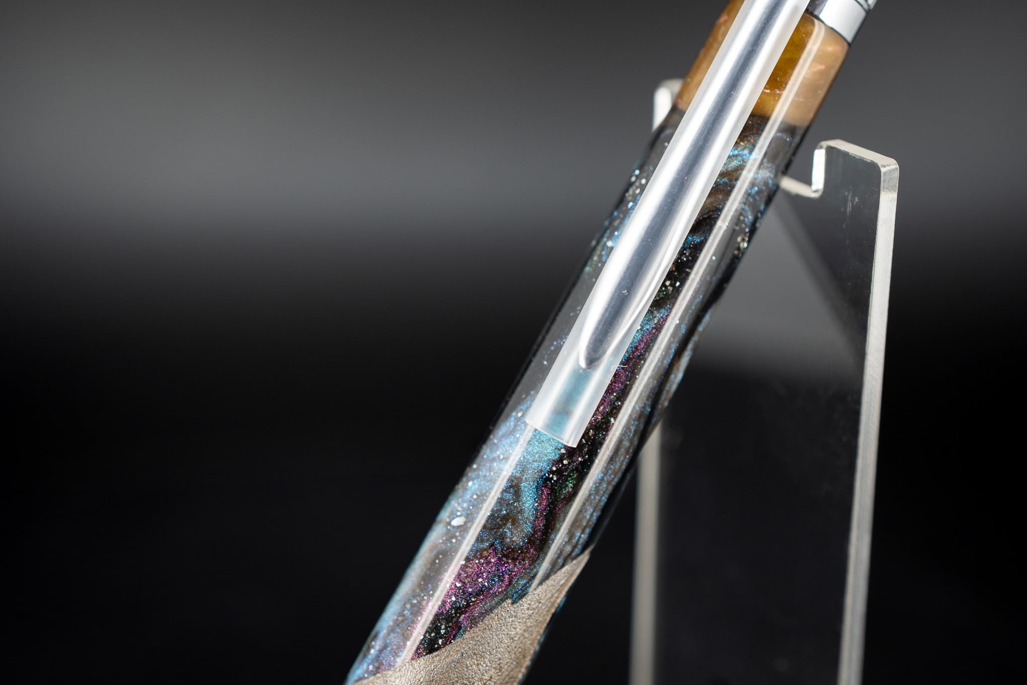 【創造性と透明美】 レジン 漆 沈金 勇魚 silver BP