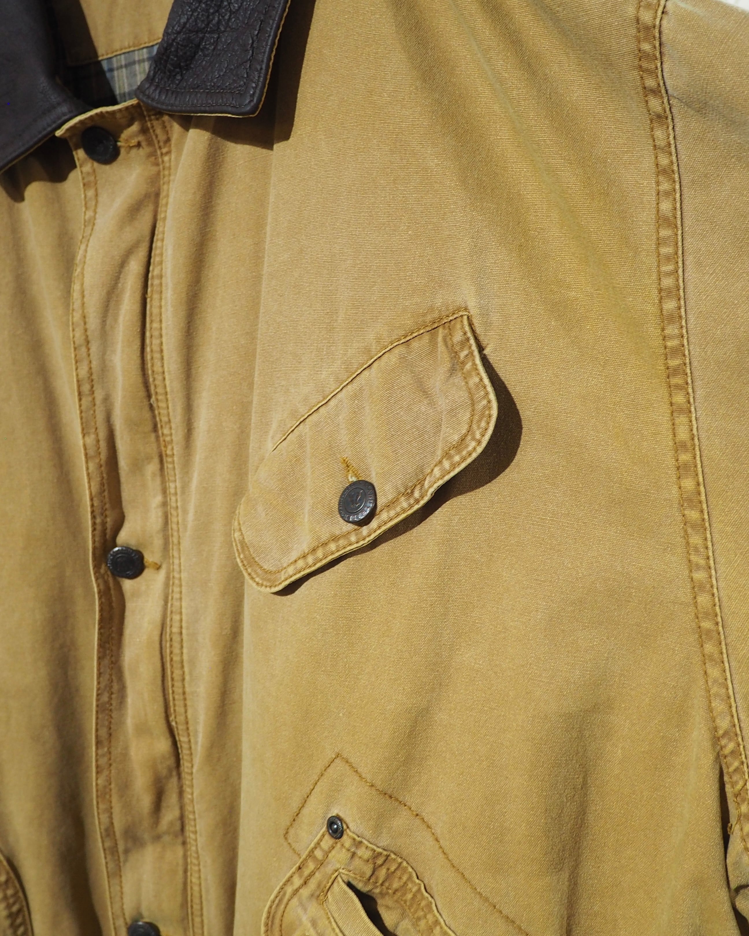 " KAKADU " Beautiful Fade Camel × Leather Collar switching Vintage Loose Duck Jacket