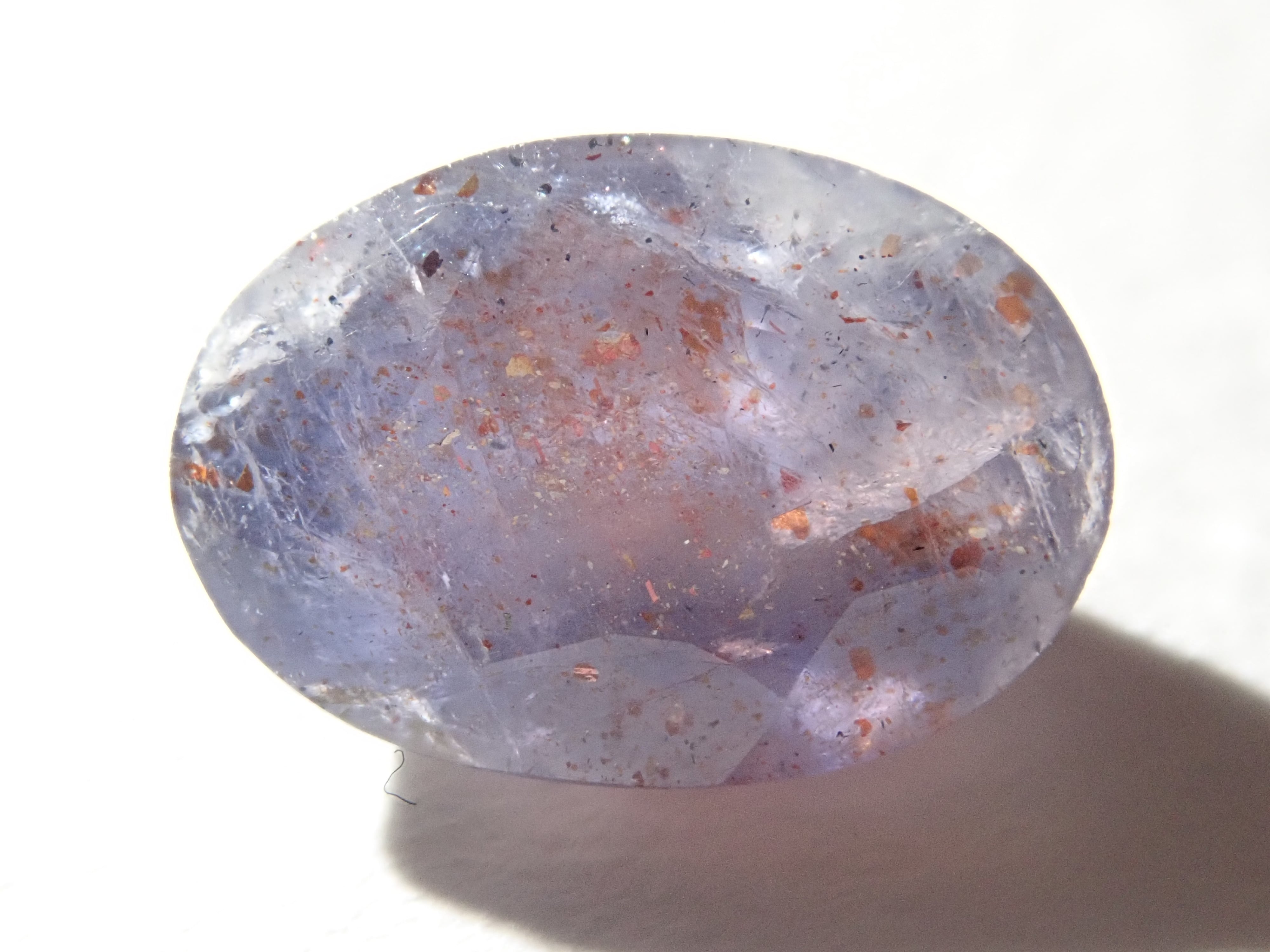 【新商品】インド産ブラッドショットアイオライトサンストーン 2.221ct