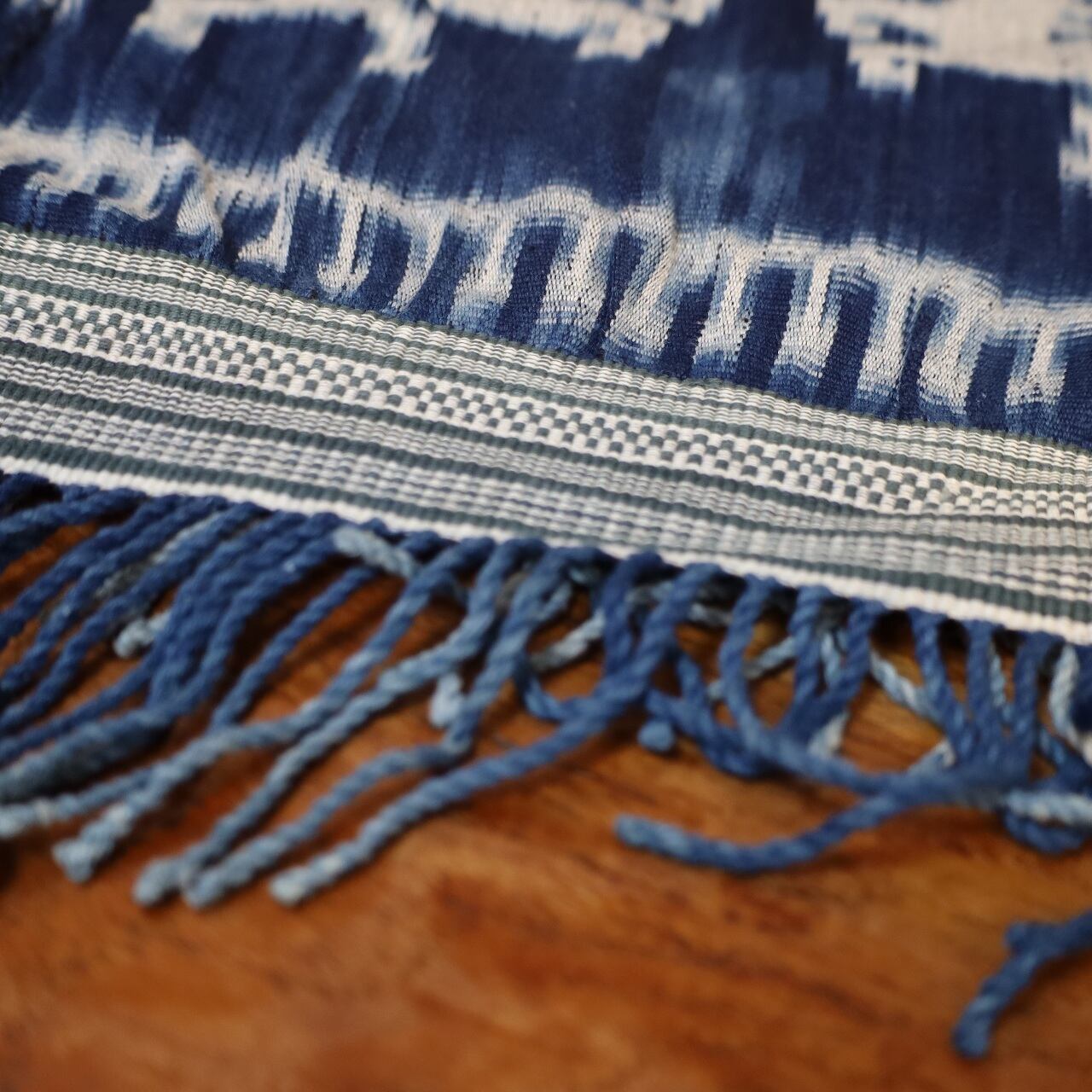 インドネシア　スンバ島のオールドイカット IKAT スンバ島 オールドイカット | 猫とイチオクノホシ