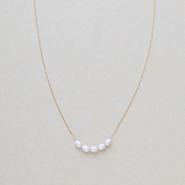BAROQUE PEARL NECKLACE