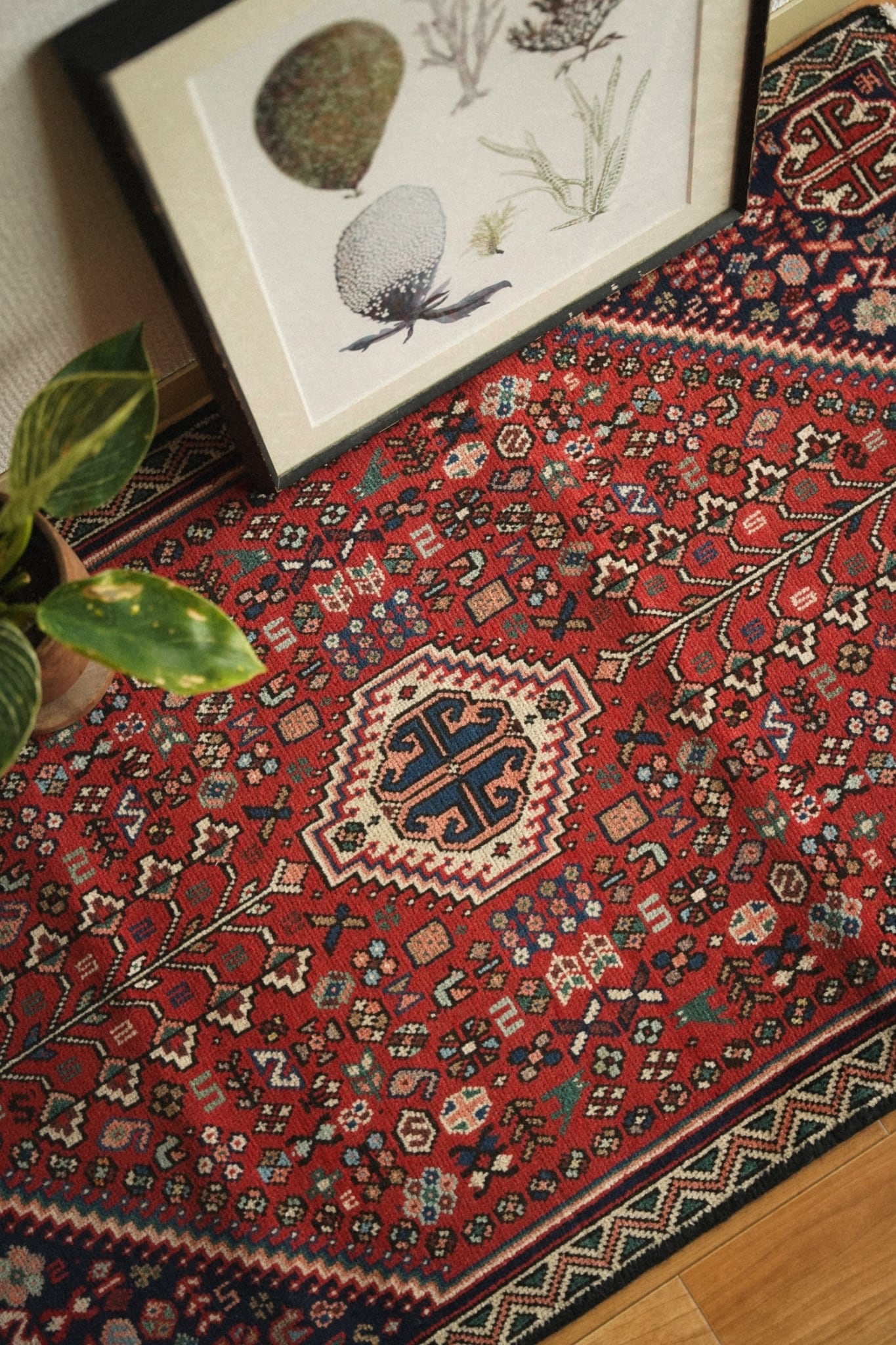 1184-Vintage Persian Hamadan rug