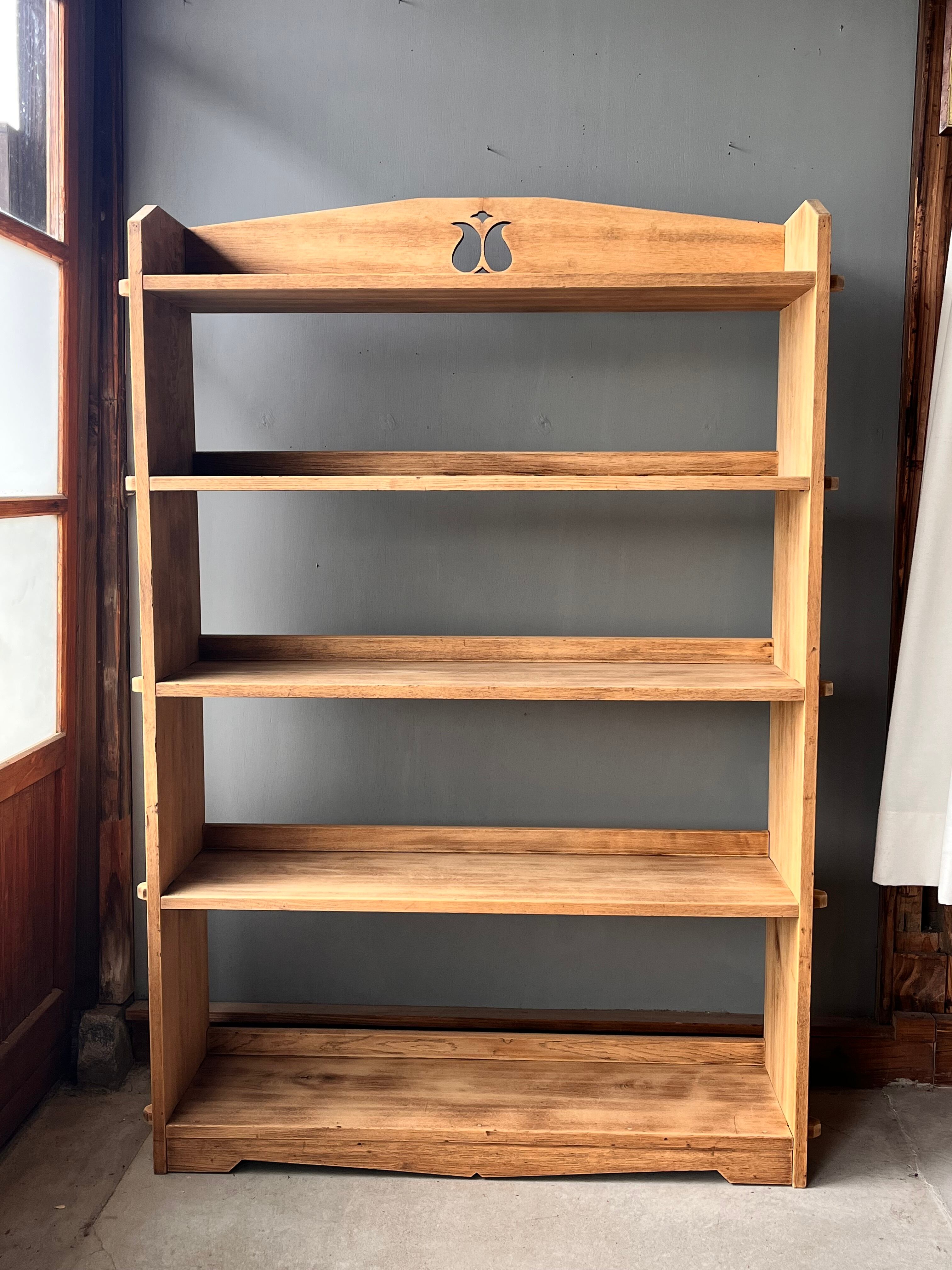 古道具　本棚 チューリップの本棚(中) | Legacy Market［レガシーマーケット