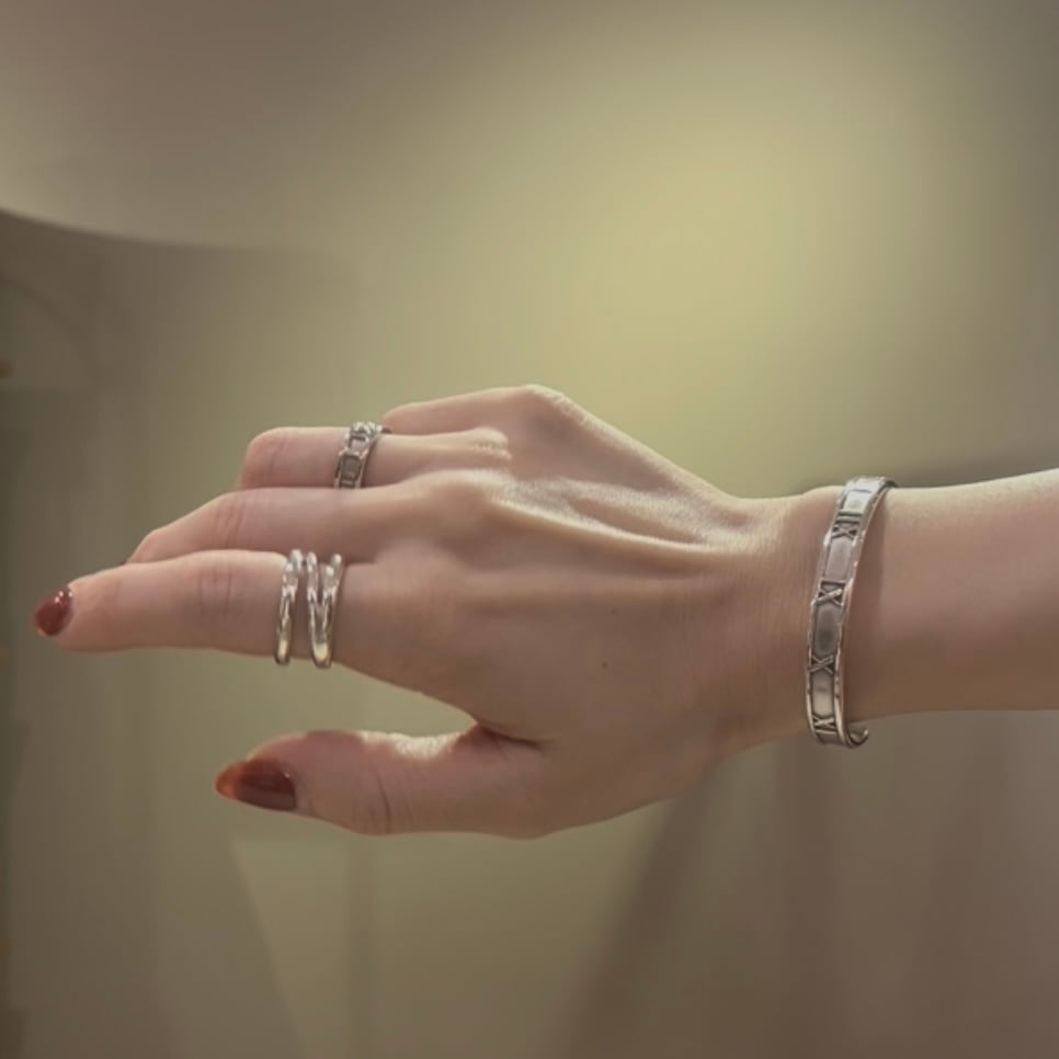 TIFFANY&CO】【12号】2283 ティファニーアンドコーWフェイス シルバー