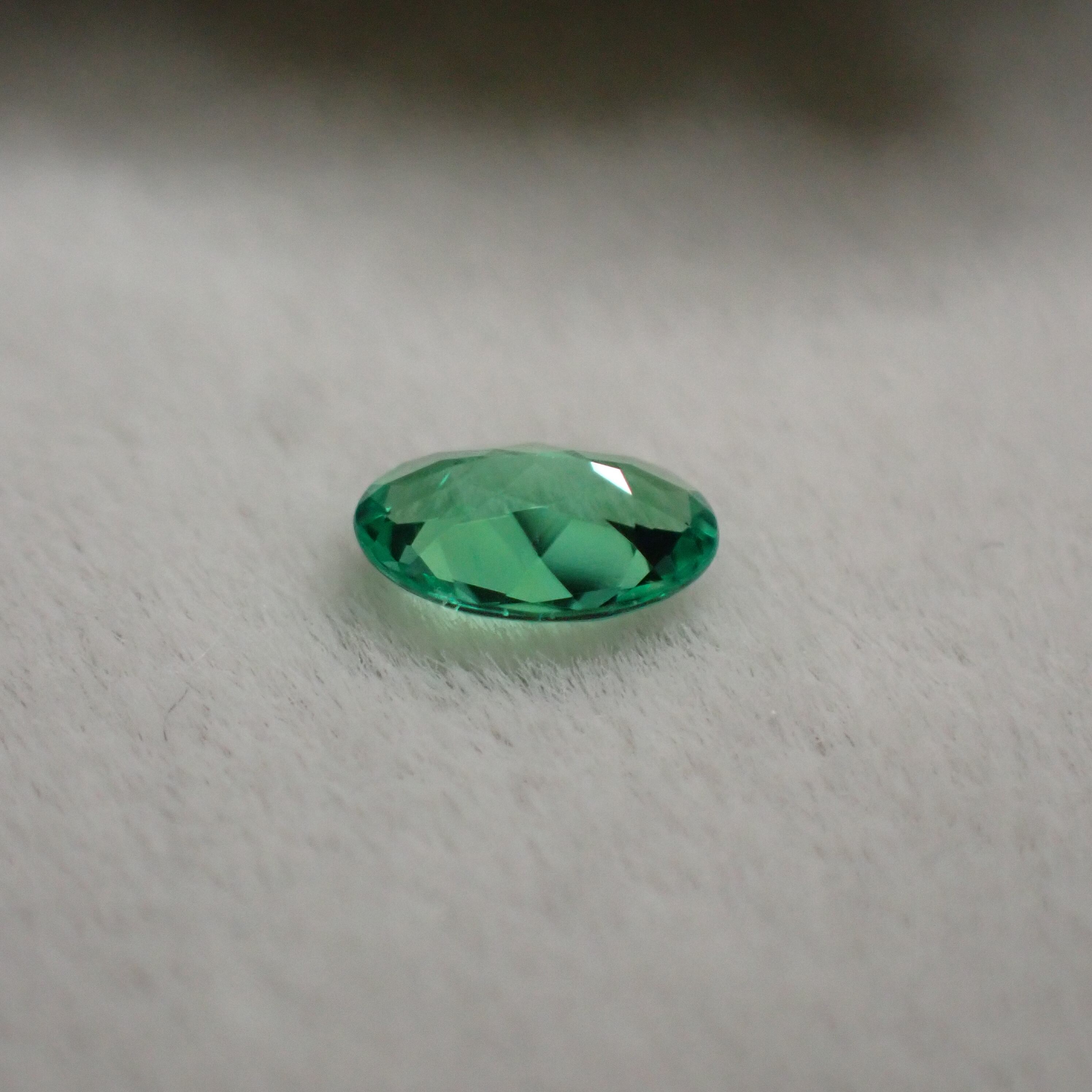 GIA鑑別書付】コロンビア産ノンオイルエメラルド（NONE）0.09ct | 宝石 