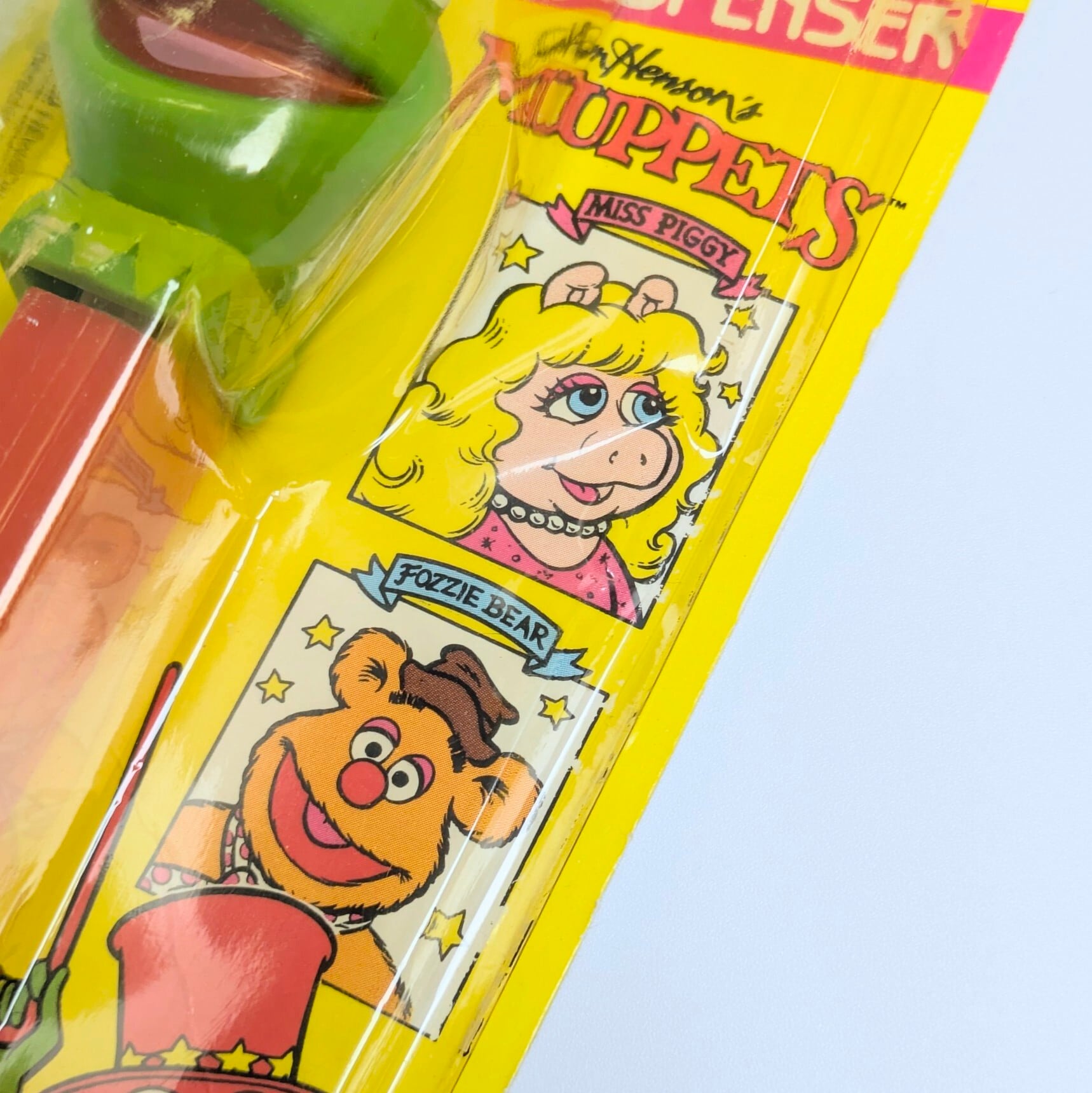 ☆ VINTAGE1990年代 ☆【 The Muppet Show ( マペット・ショー )  】『 カーミット 』PEZ / ペッツ / CANDY&DISPENSER / ヨーロッパPEZ（ハンガリー） 〚アメリカン雑貨 アメトイ〛