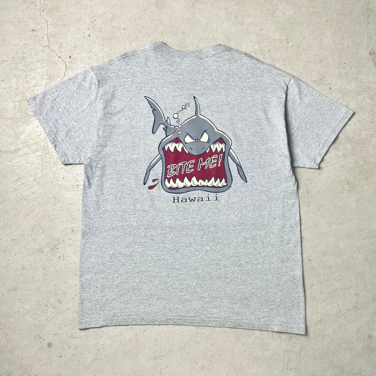 BITE ME! サメ アニマル キャラクター プリントTシャツ メンズXL 古着