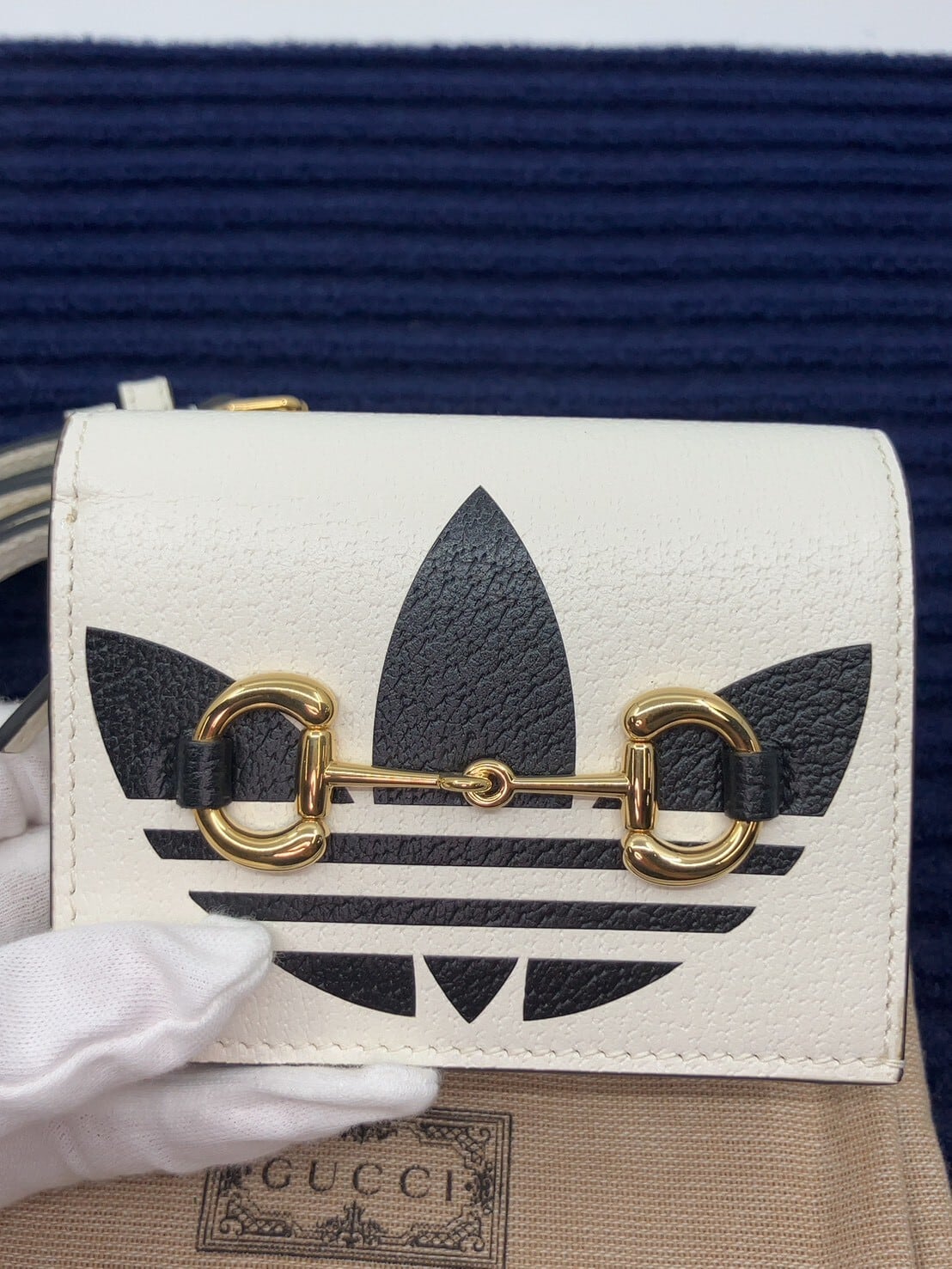 GUCCI グッチ アディダスコラボ ショルダーウォレット レザー White