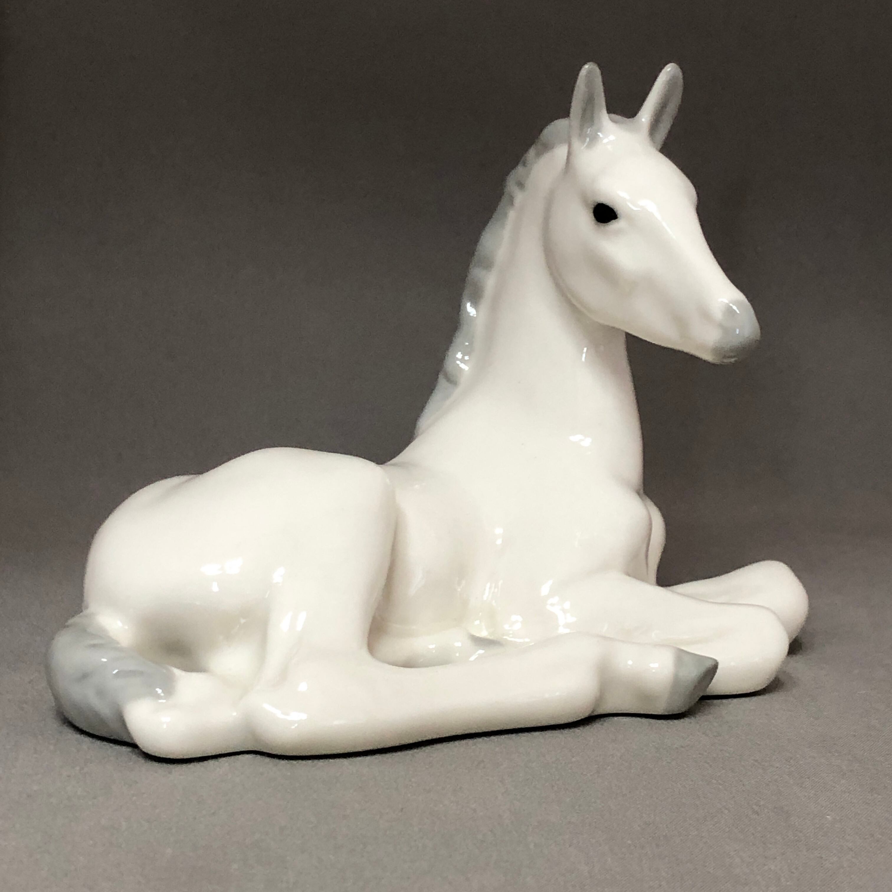 磁器　ロモノーフソ　白馬の置物　馬　インペリアルポーセリン　ビンテージ　希少品 新品 Imperial Porcelain インペリアルポーセリン ロモノーソフ 白馬