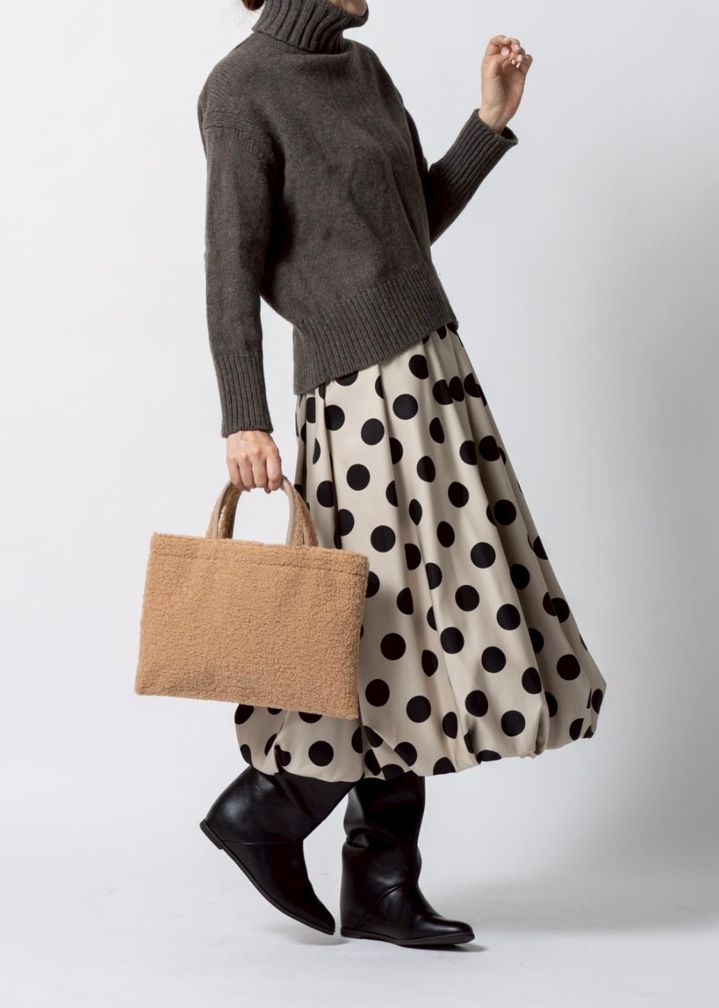 bibi soeurs ビビスール ドット MIDDLE BIBI bag. “MIDDLE” Dot Black | B I B I soeurs. OFFICIAL