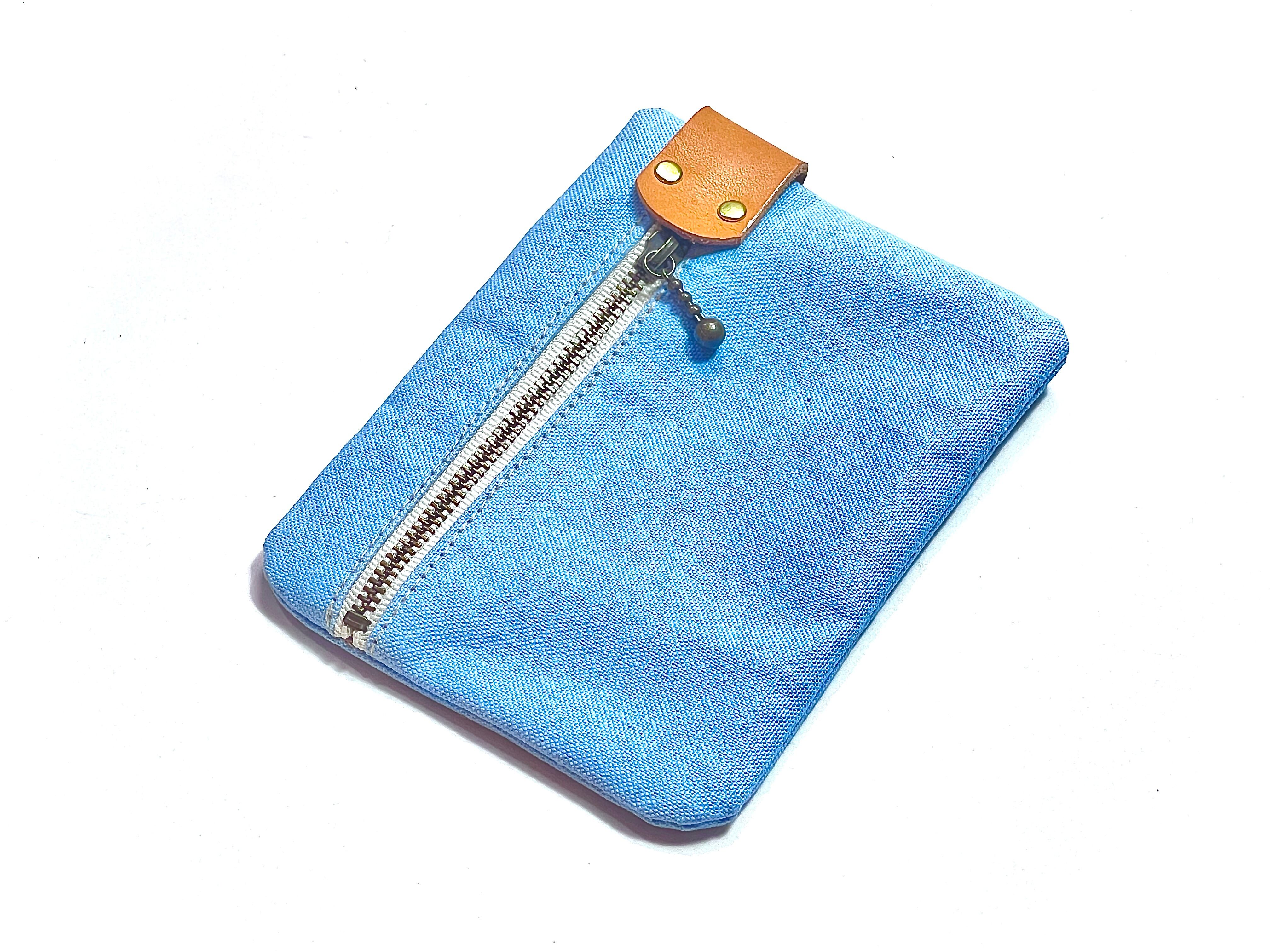 amorph マルチケース B6サイズレッド（本革アリゾナ）