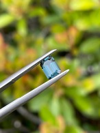 ダークブルースピネル クラシックエメラルドカット 6.7x4.7x3.2mm, 0.84ct, モザンビーク産 -08