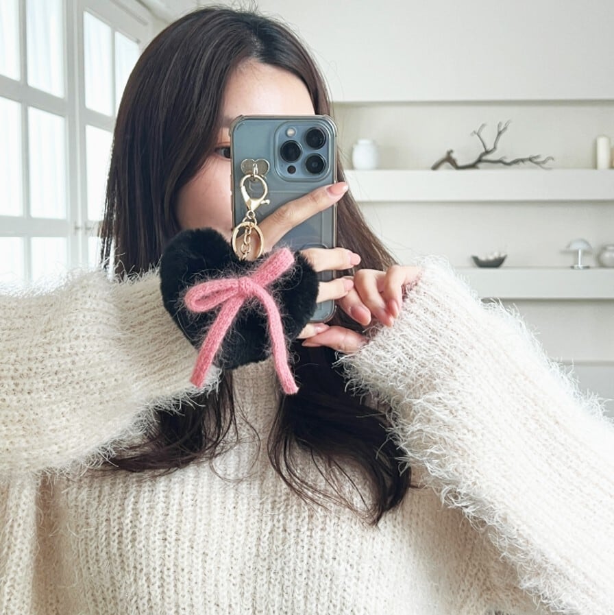 ☆IVE レイ / イソ 着用！！【JEALOUSY】リボン付き ふんわり ハート