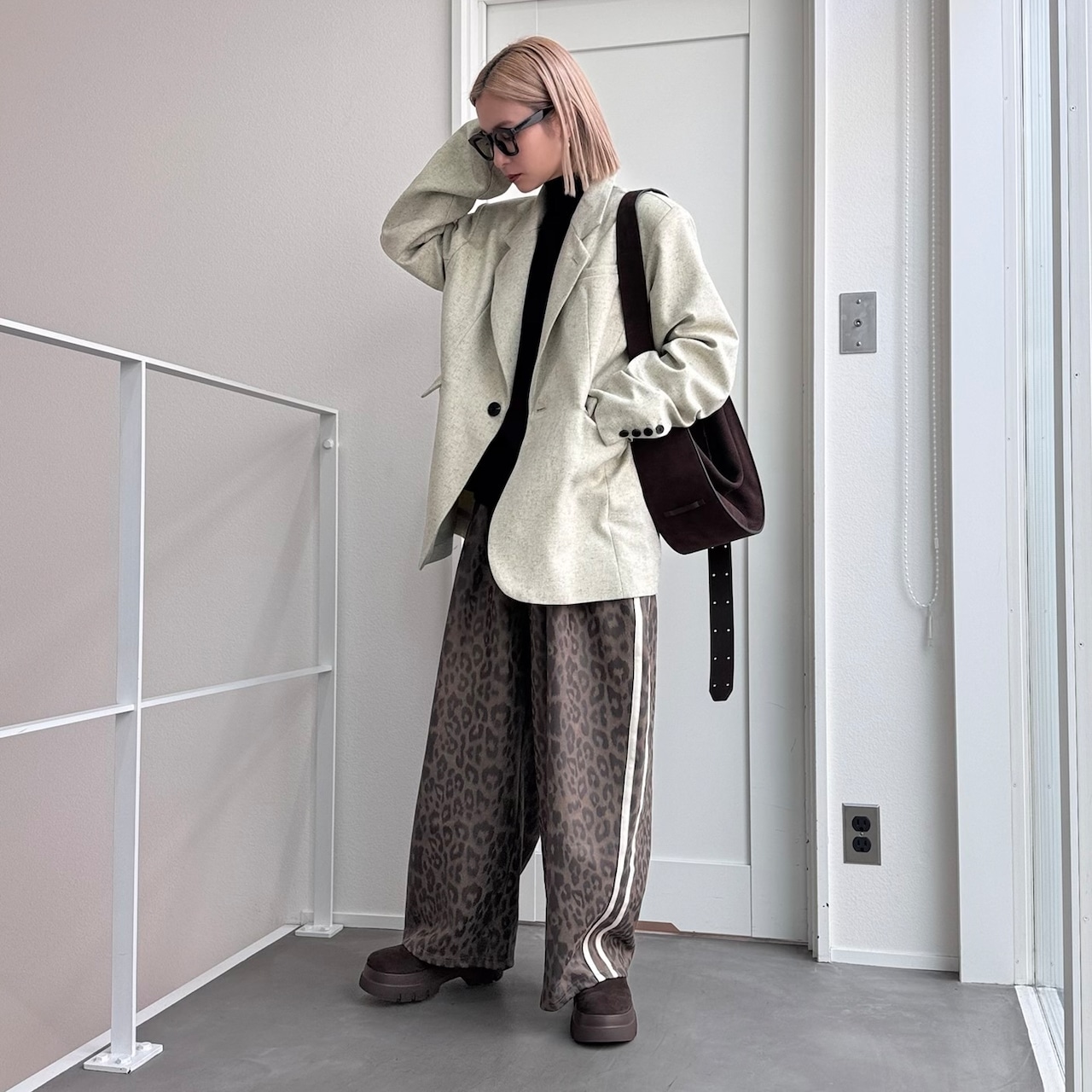 mixツイルオーバーハンサムJK/ライトベージュ