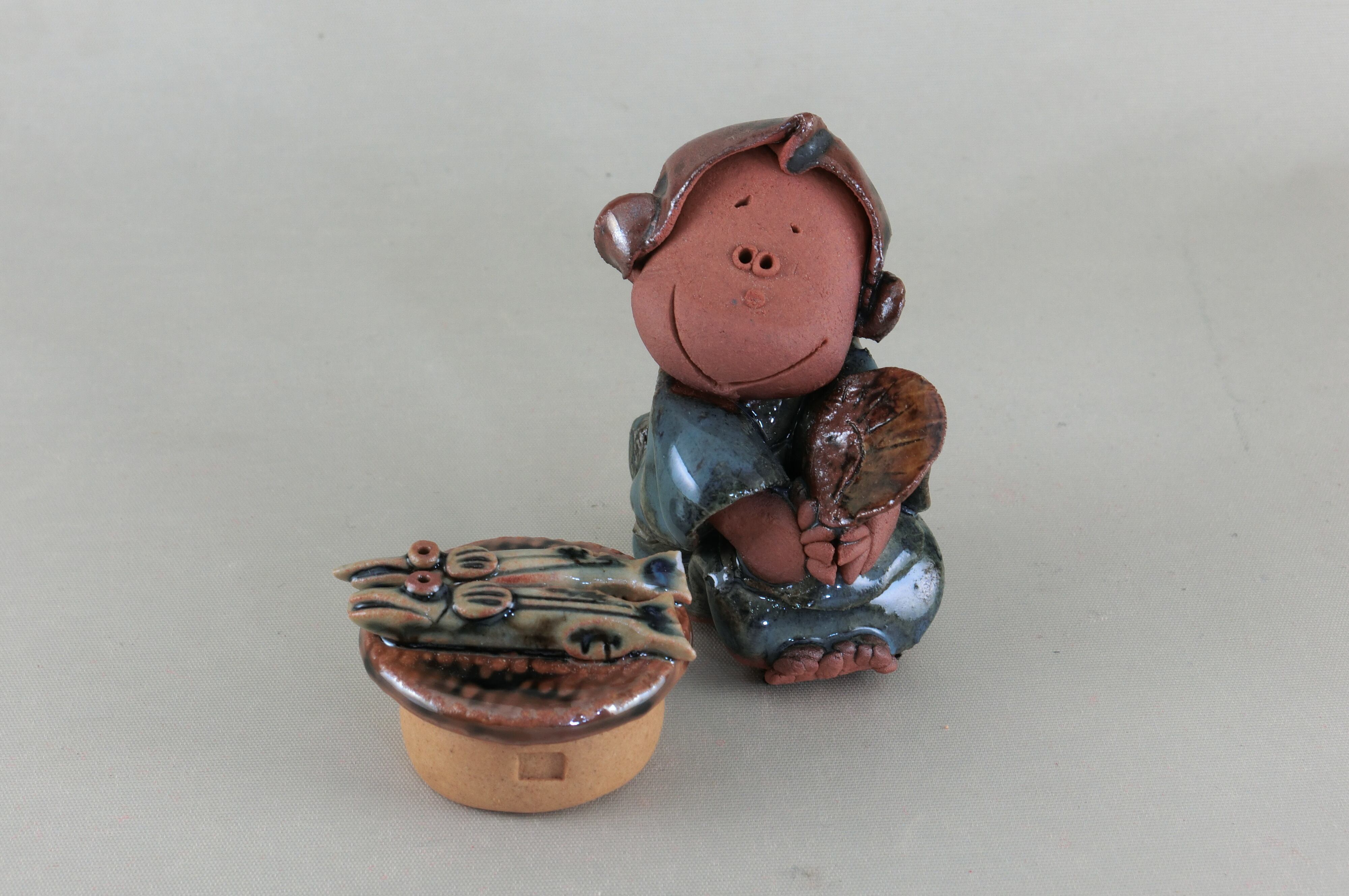 山口県太古窯　可愛い陶器置物（人形）