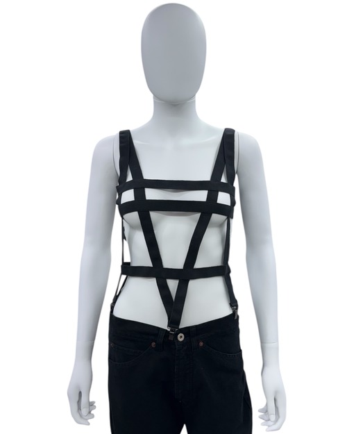 AW2010 GAREATH PUGH CAGED CORSET