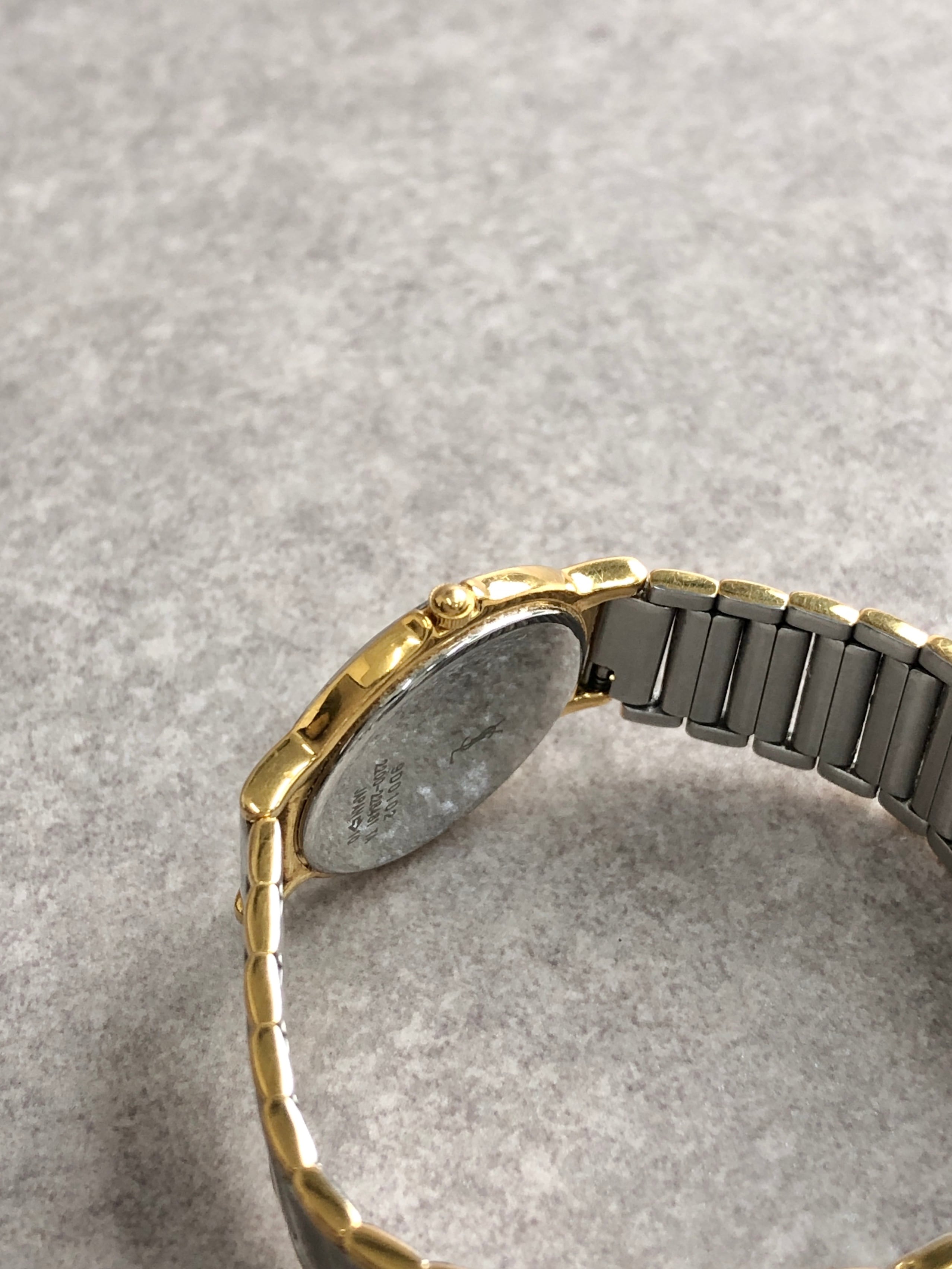 Yves Saint Laurent イヴ・サンローラン 腕時計 シルバー ゴールド