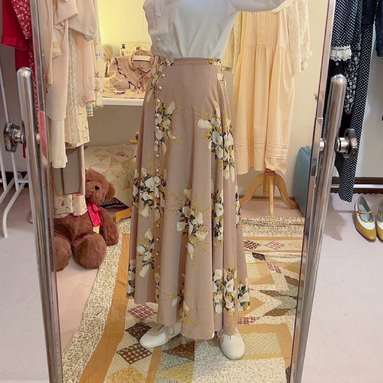 INGEBORG / flower pearl button flare skirt