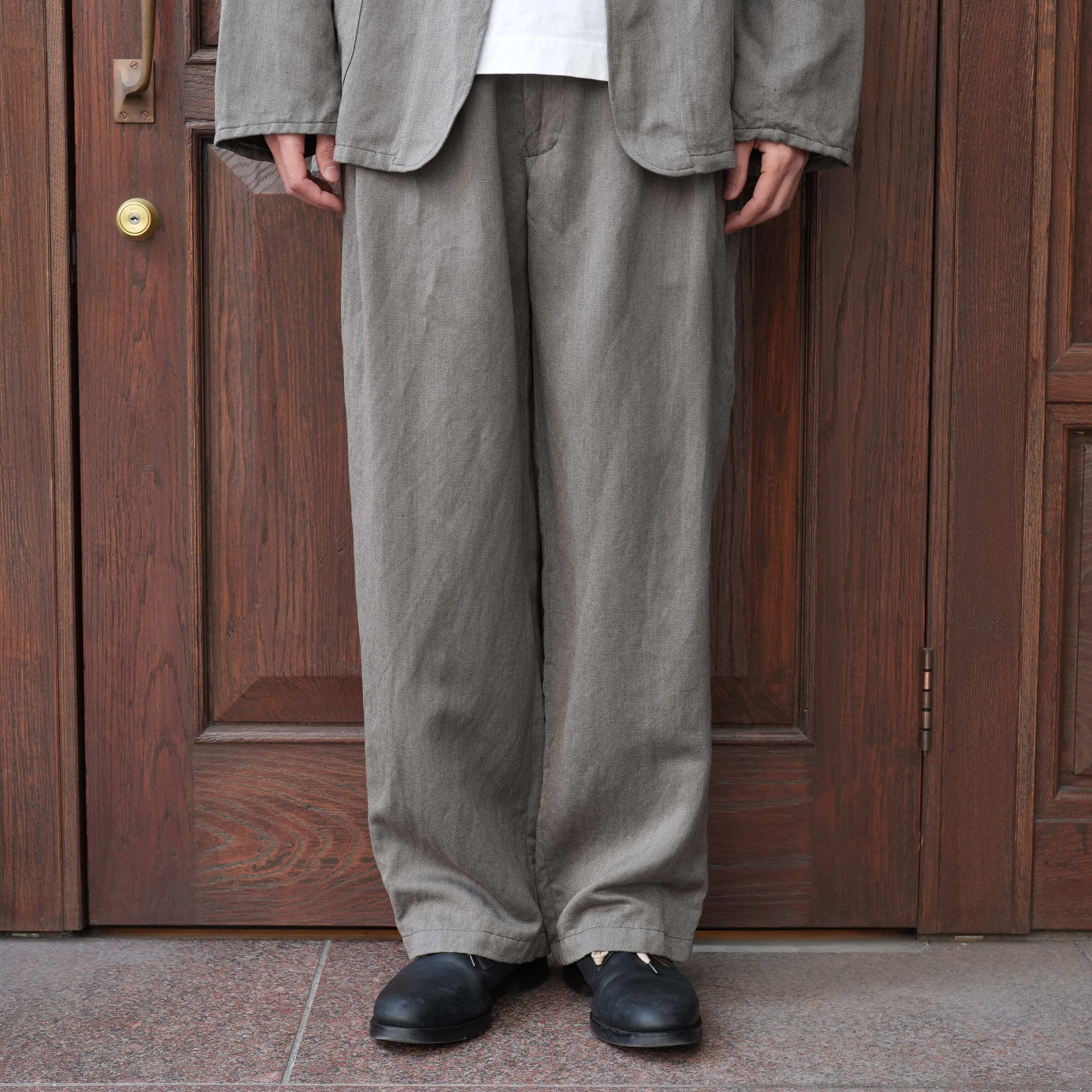 ULTERIOR　アルテリア　カシミヤ混ウールパンツ　ライトグレー アルテリア ULTERIOR ウールシルク ヘリンボーン ワイドパンツ WOOL