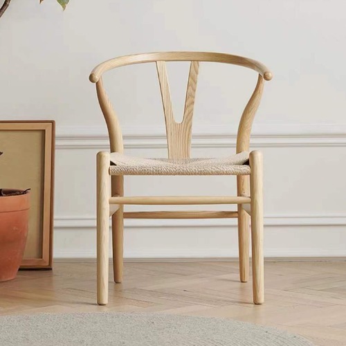 北欧風 無垢材 Yチェア 木製 アームチェア ラタン バックレスト モダン 木目調 インテリア ダイニング リビングルーム ミニマリスト シンプル おしゃれ 可愛い カフェ