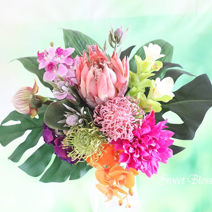 アーティフィシャルフラワーのトロピカルブーケ | Sweet Blossom