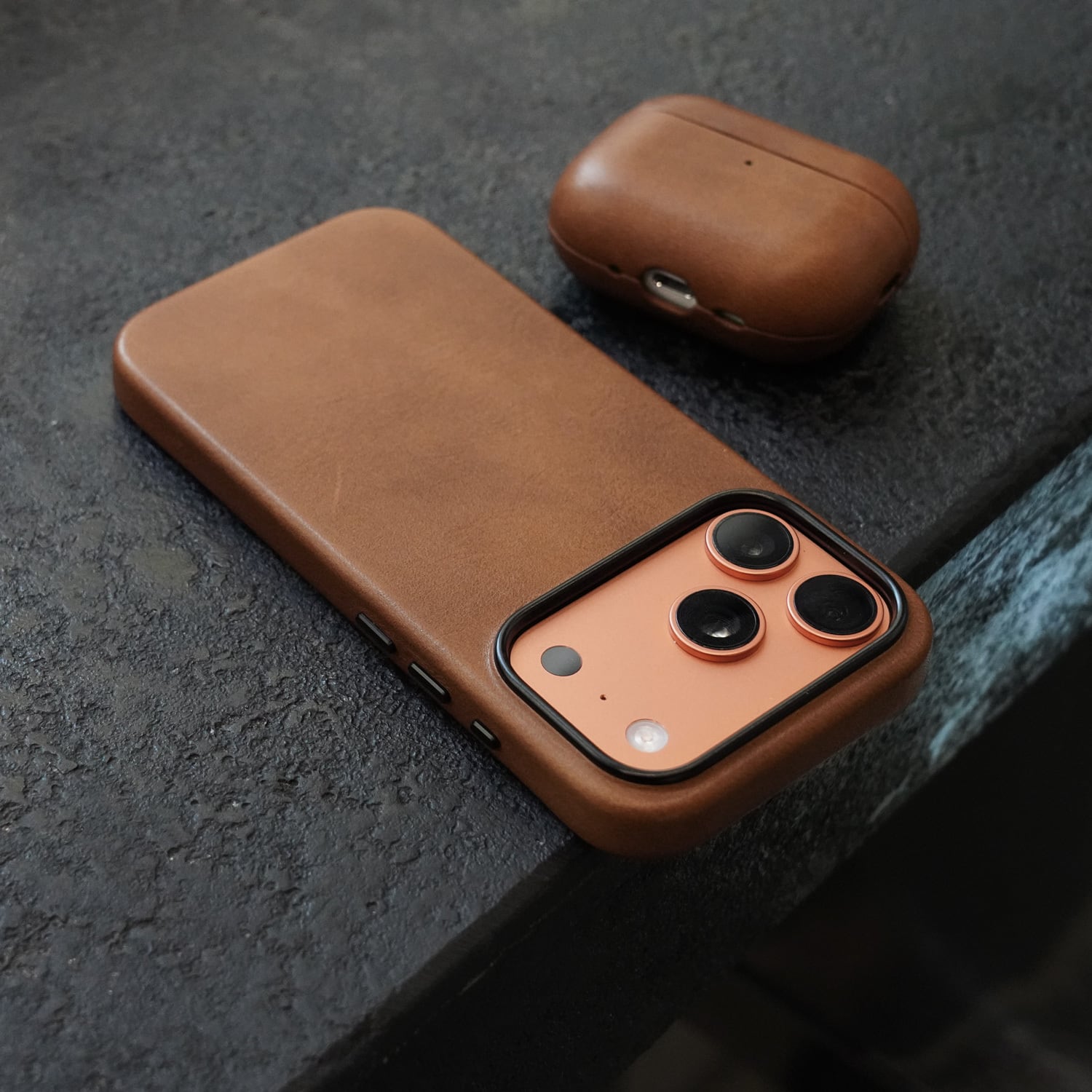 ◇AirPods Pro 3◇ Cognac Cowhide Leather Case / エアーポッズ