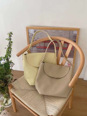 フラップ付きトートバッグ AS75-Y001