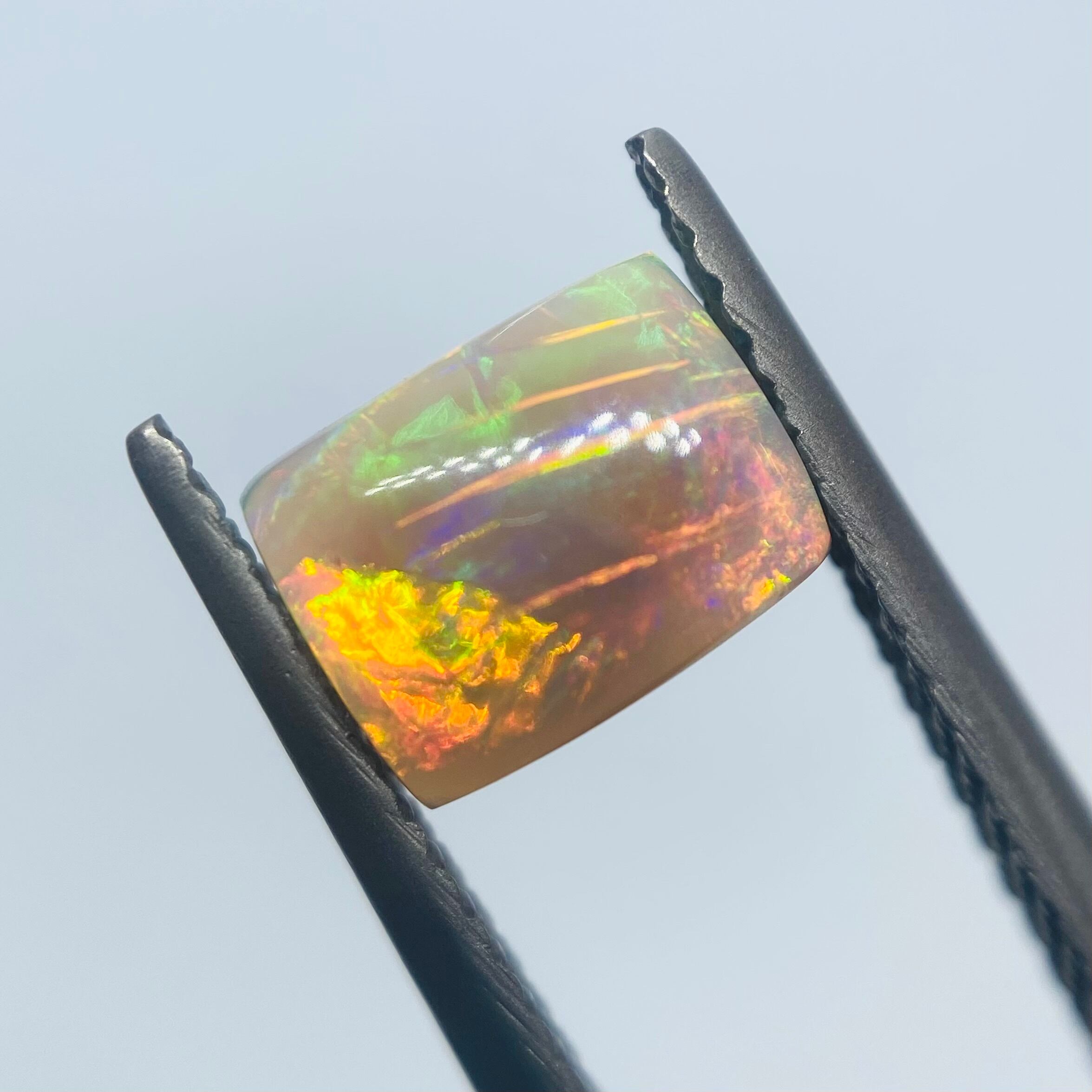 カメレオンアートな楽しいオパール