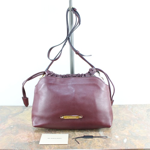 BURBERRY LEATHER DRAWSTRING SHOULDER BAG MADE IN ITALY/バーバリーレザー巾着型ショルダーバッグ