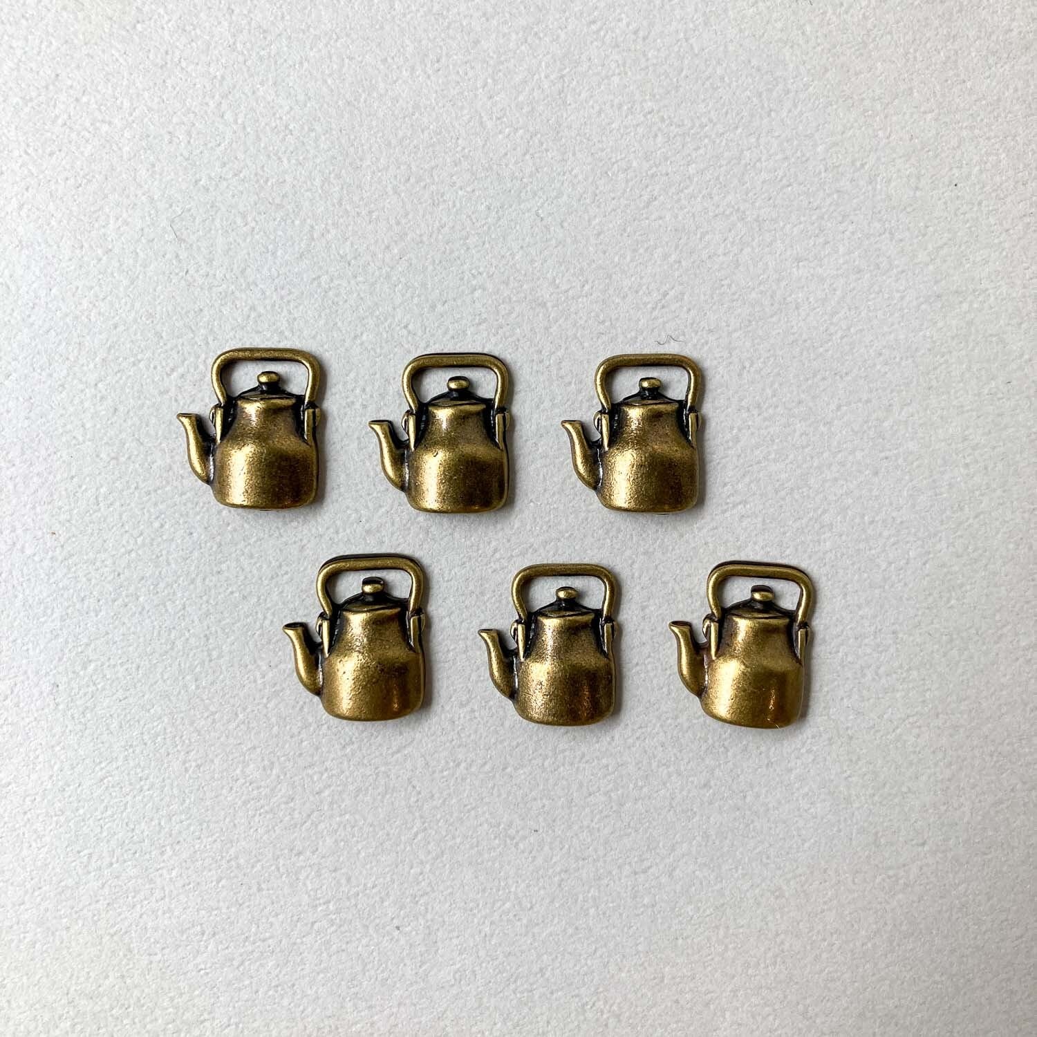 縦長やかんチャーム