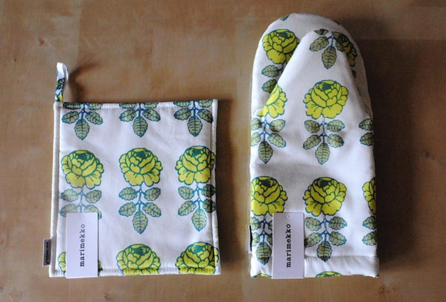 ミトンセット VIHKIRUUSU ライム 北欧雑貨 マリメッコ 鍋敷き