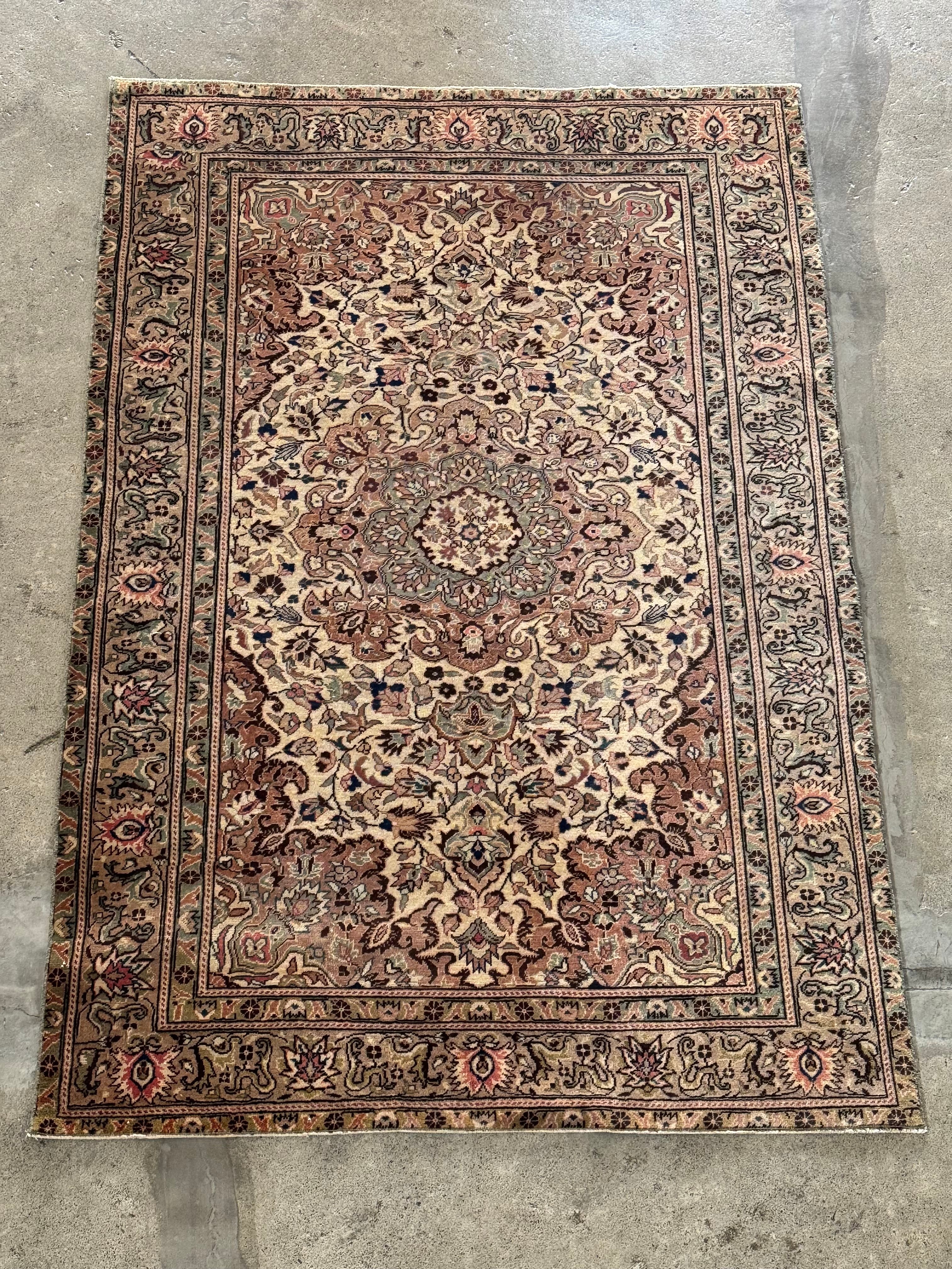 トルコヴィンテージラグ　121 x 221 cm トルコヴィンテージラグ121 x 221 cm