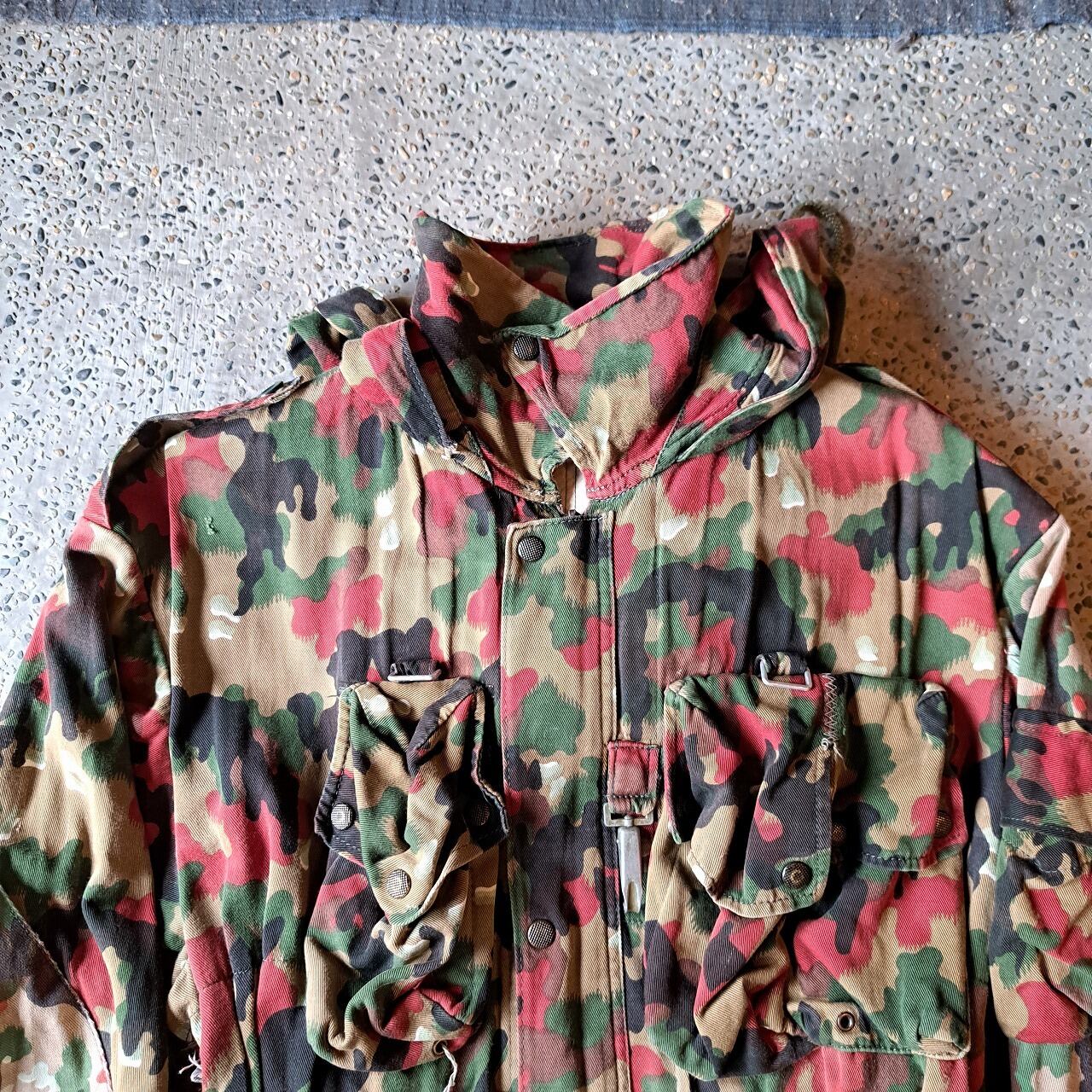 60's スイス軍 M-60 アルパインカモ フィールドジャケット used 60's スイス軍 M-60 アルパインカモ フィールドジャケット used