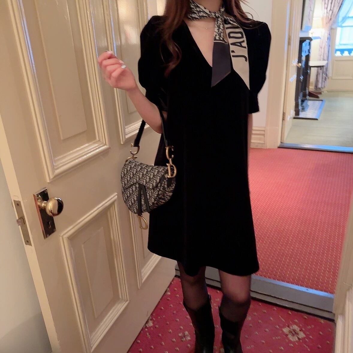 Velor mini op / black (1月上旬〜中旬頃発送予定)