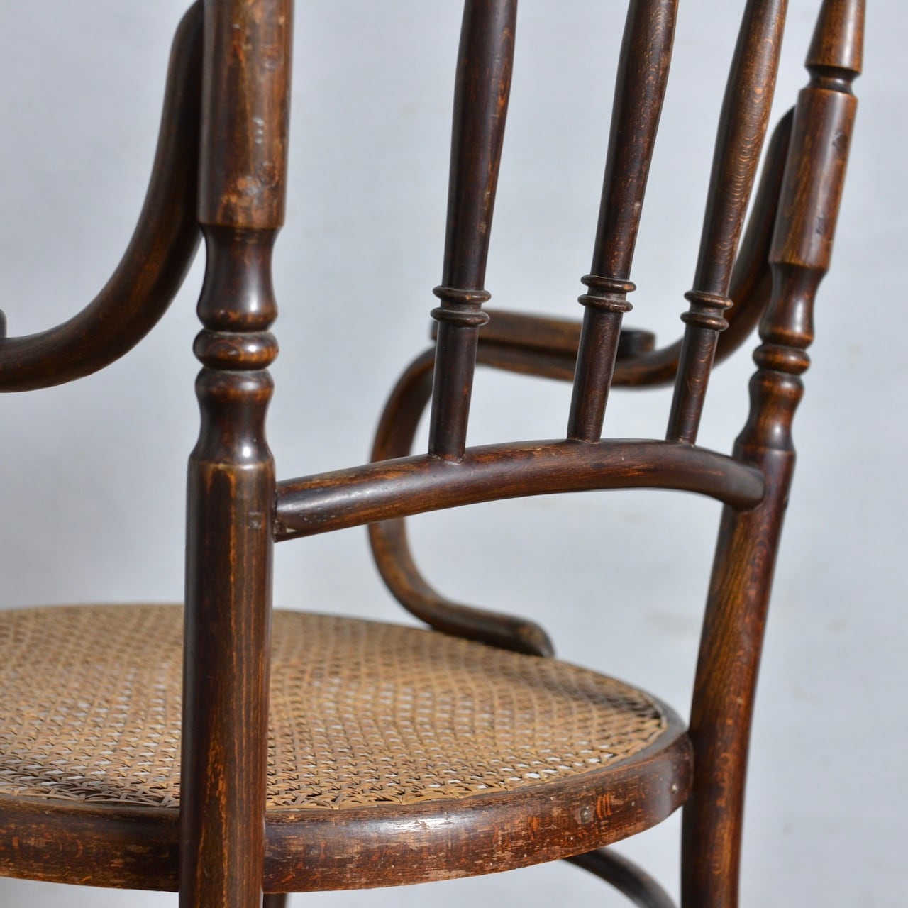 Bentwood Arm Chair / ベントウッド アーム チェア〈ダイニングチェア
