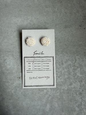 装身具「SmiLe」 №22 antiquebeadsピアス