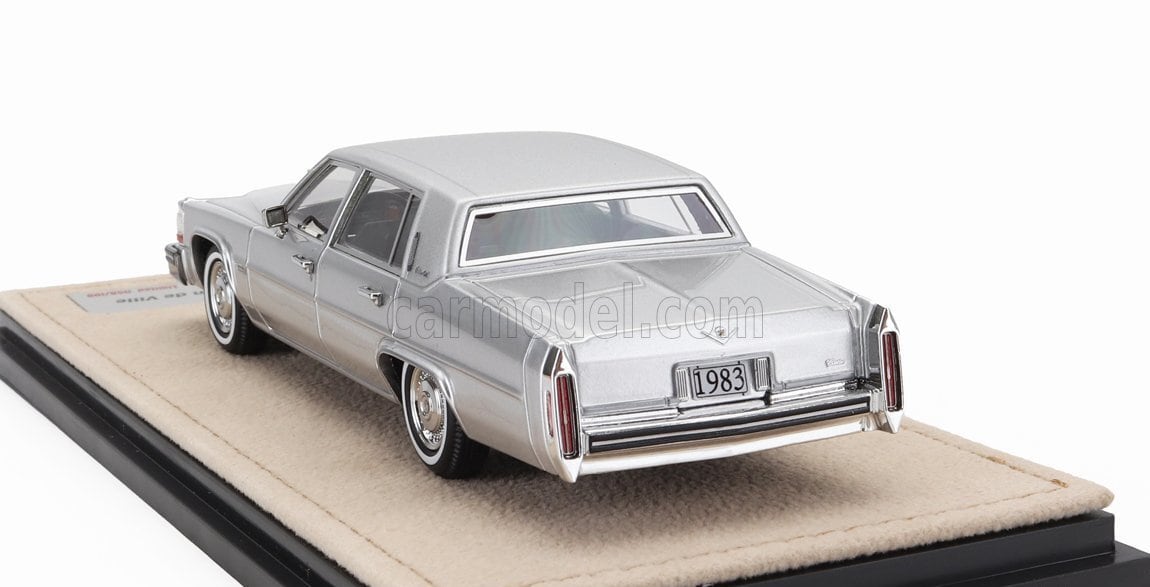 金メッキゴールドキャデラック ミニカー アメ車 1/43 キャデラック セダン デビル STAMP-MODELS
