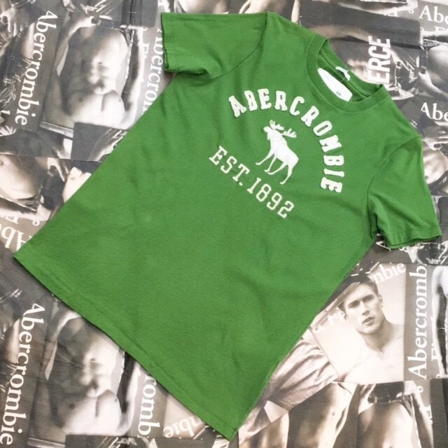 Abercrombie&Fitch　MENS　Ｔシャツ　Ｍサイズ